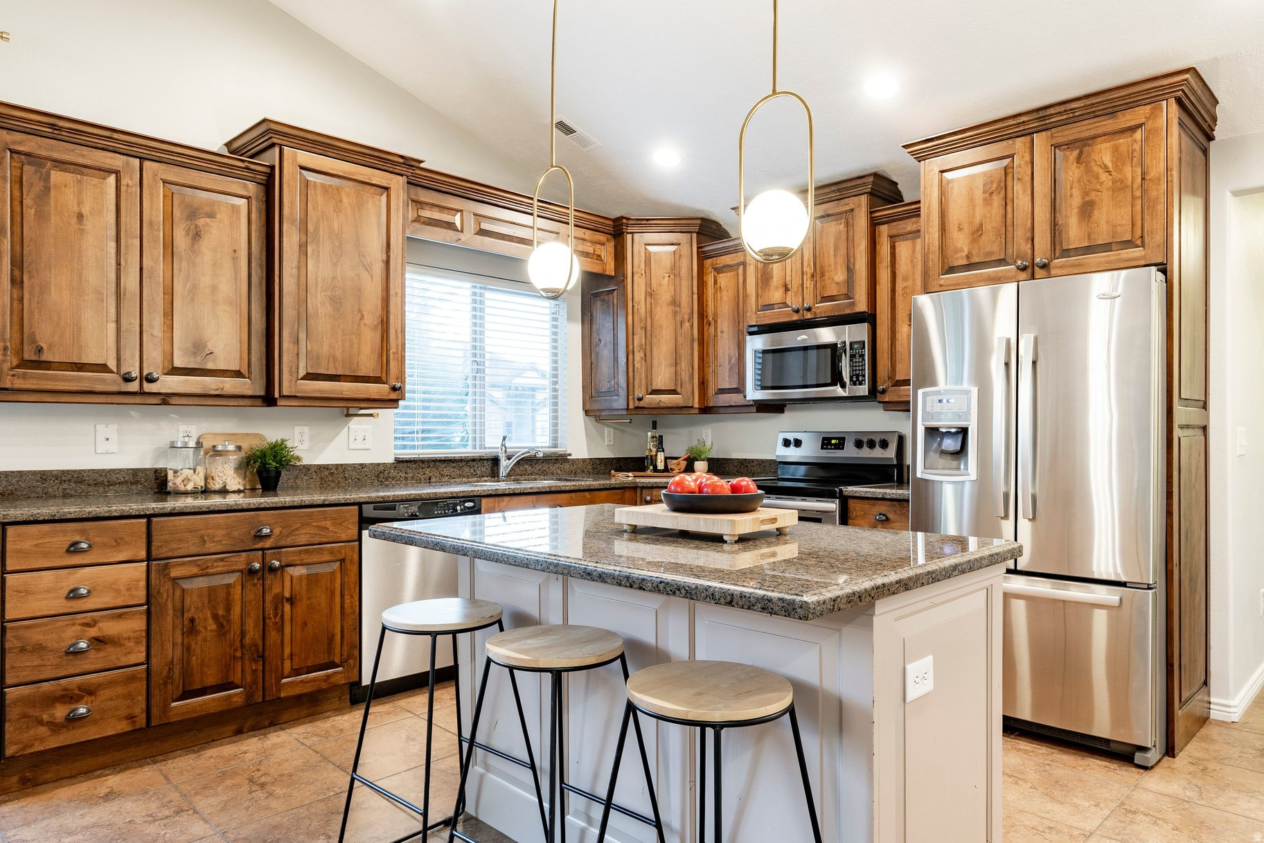 VILLAS AT RIVER OAKS - Residential