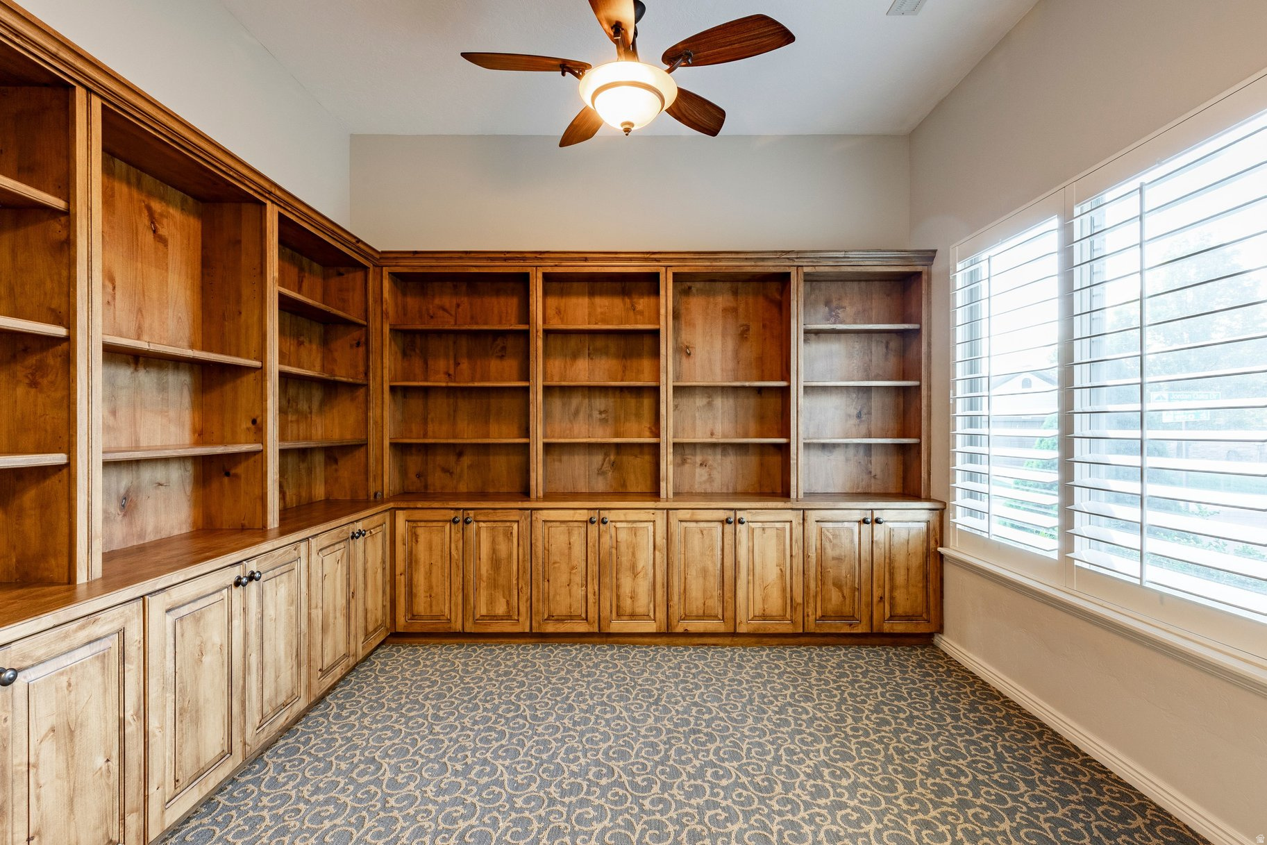 VILLAS AT RIVER OAKS - Residential