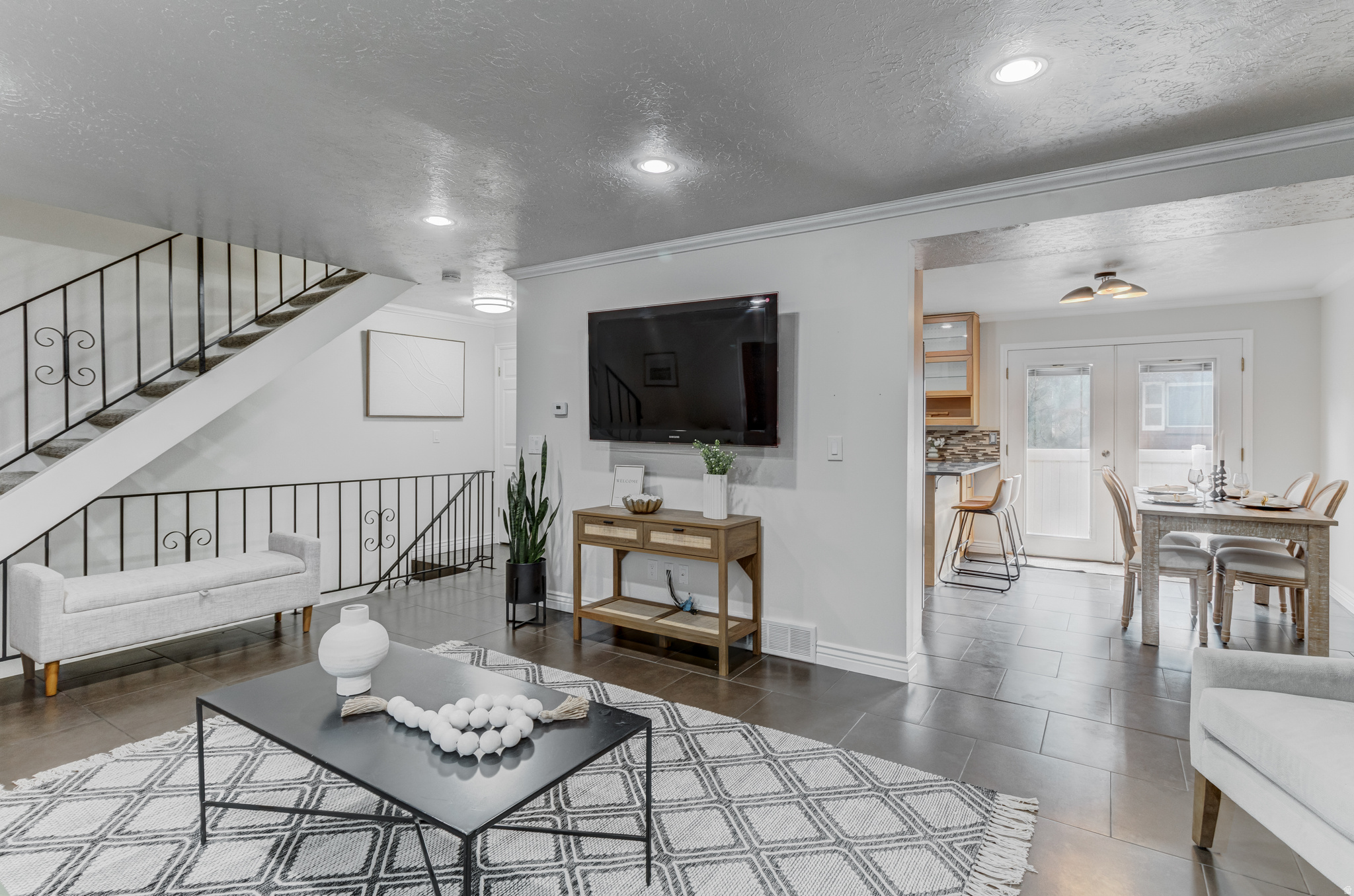 HOLLADAY VIL - Residential