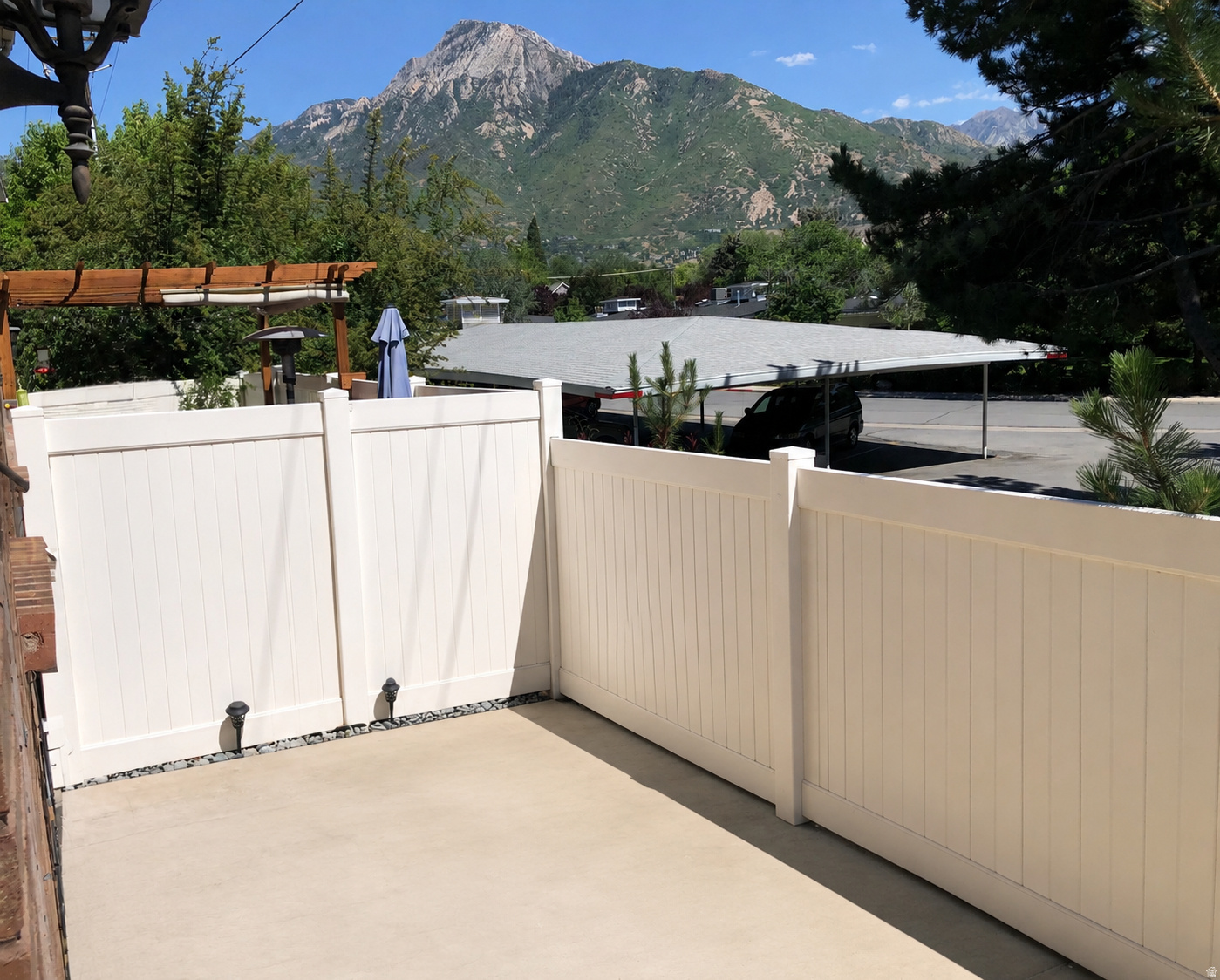 HOLLADAY VIL - Residential