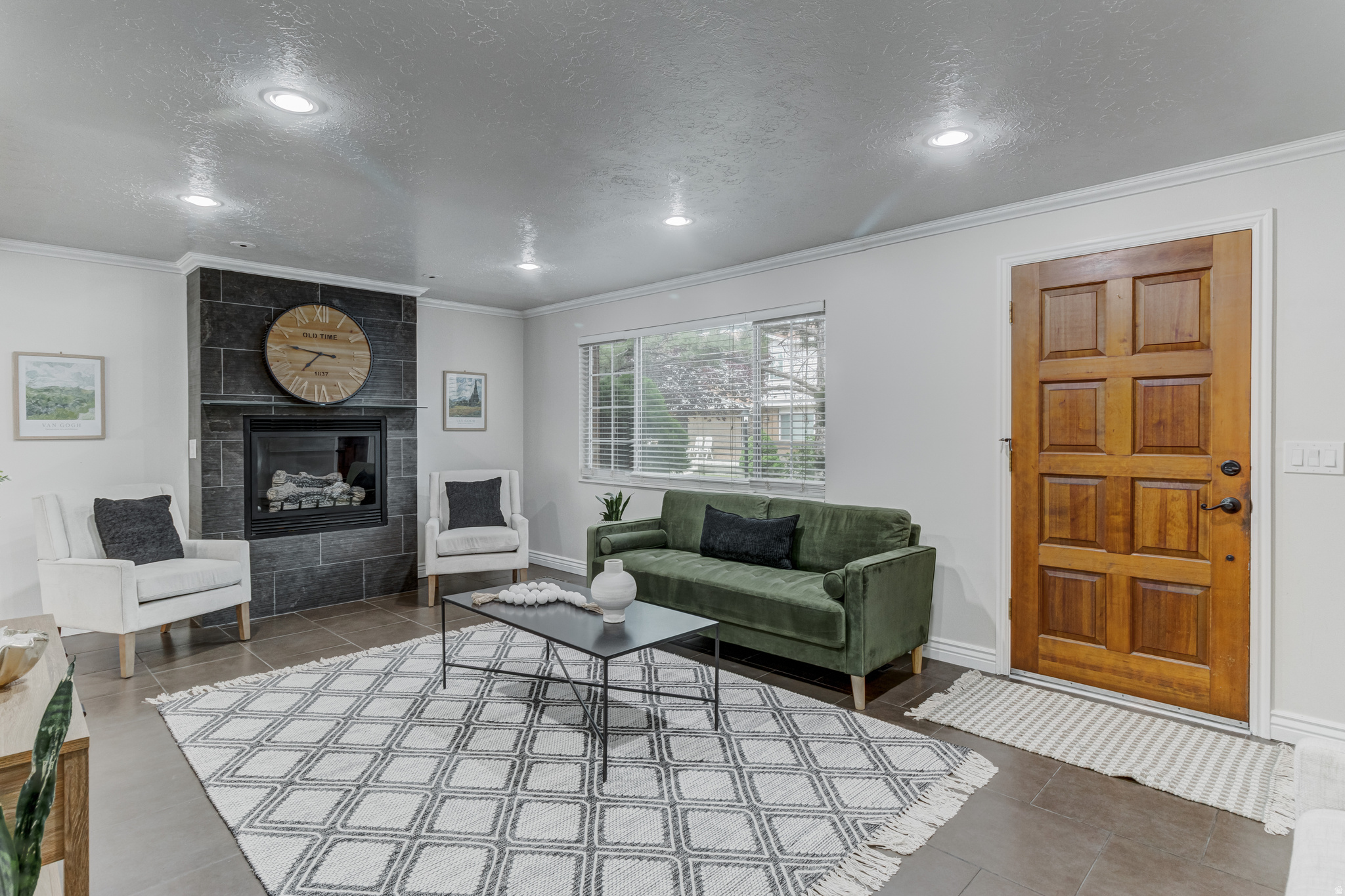 HOLLADAY VIL - Residential