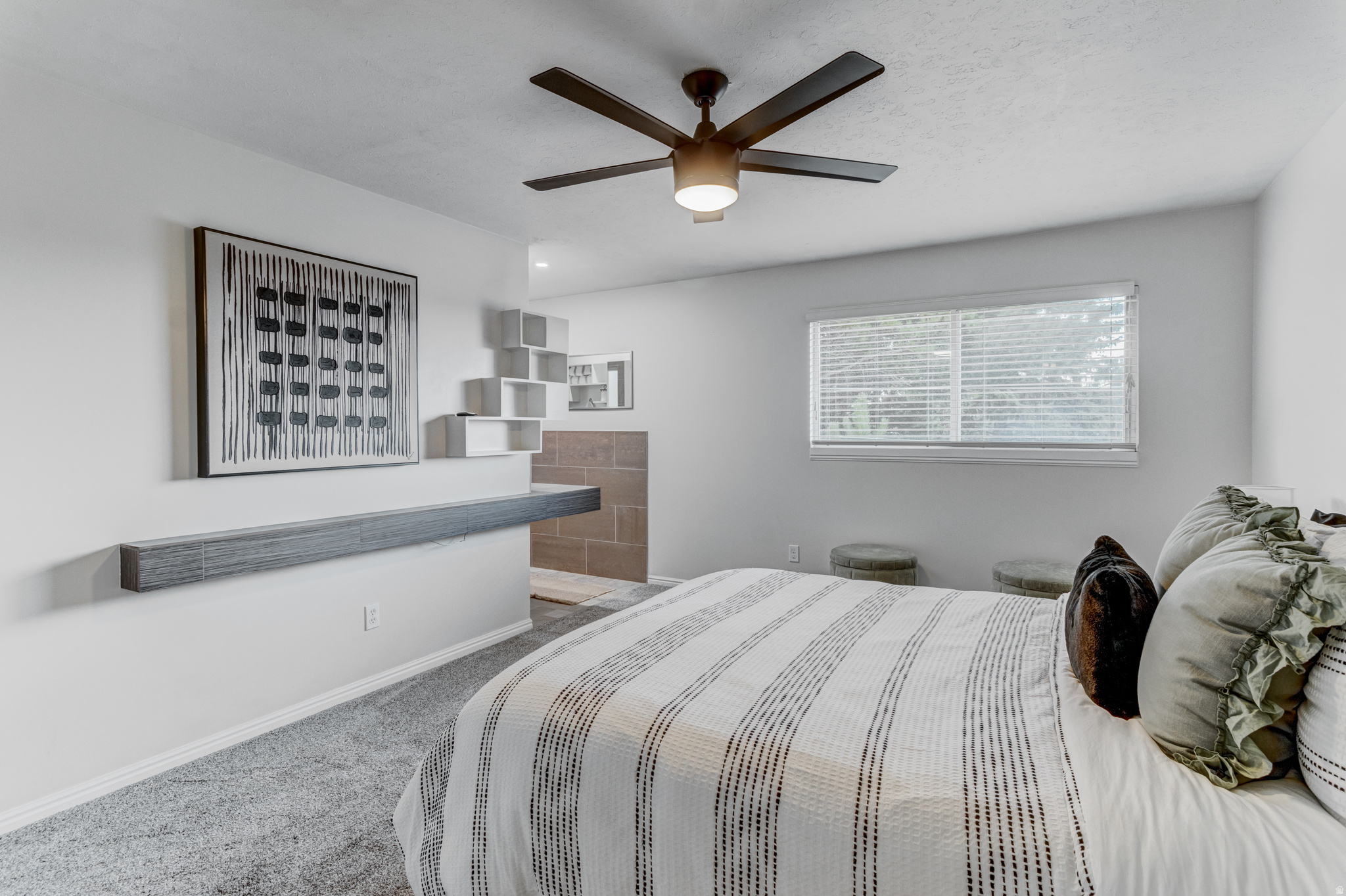 HOLLADAY VIL - Residential