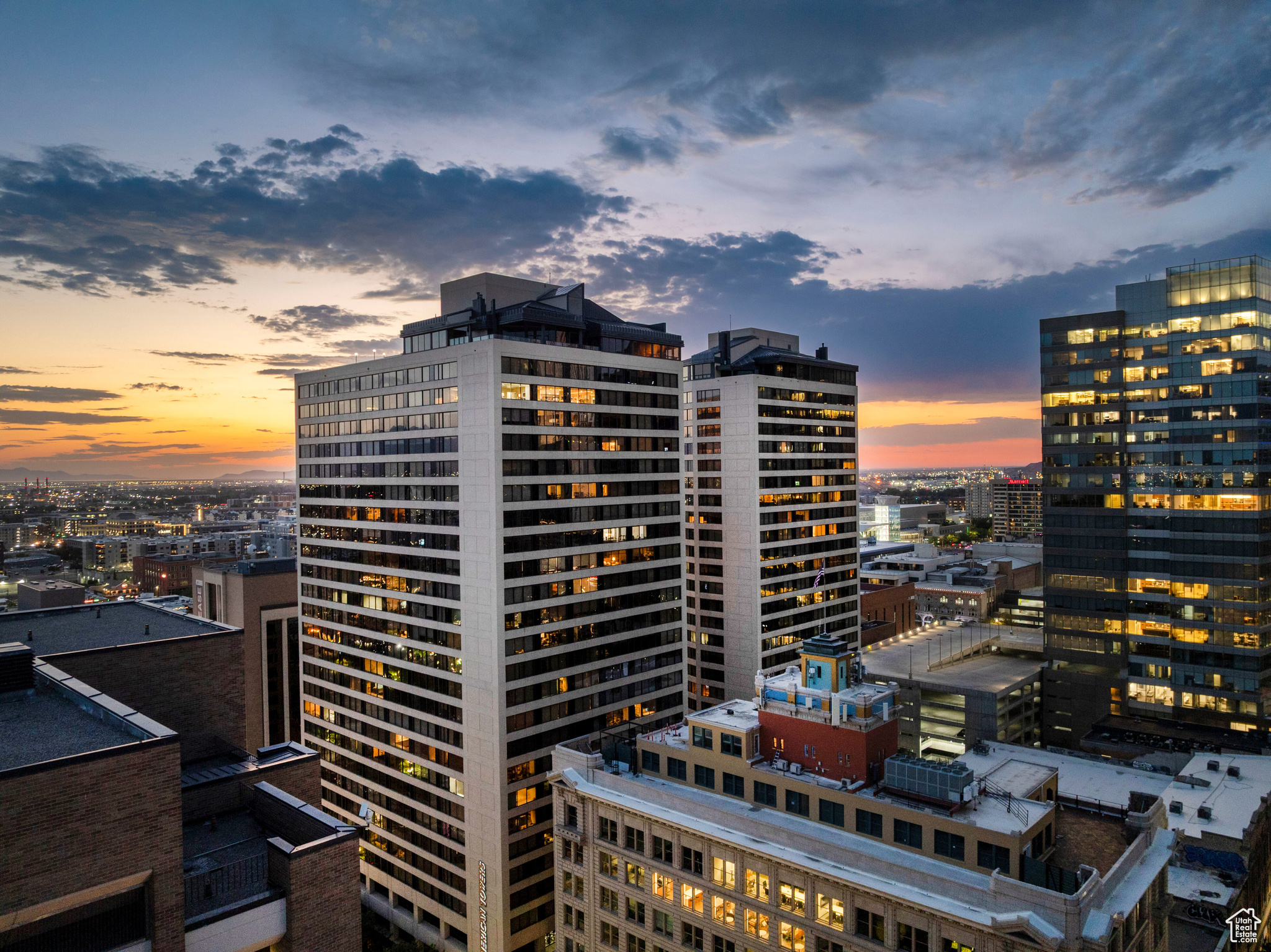 AMERICAN TOWERS - Residential