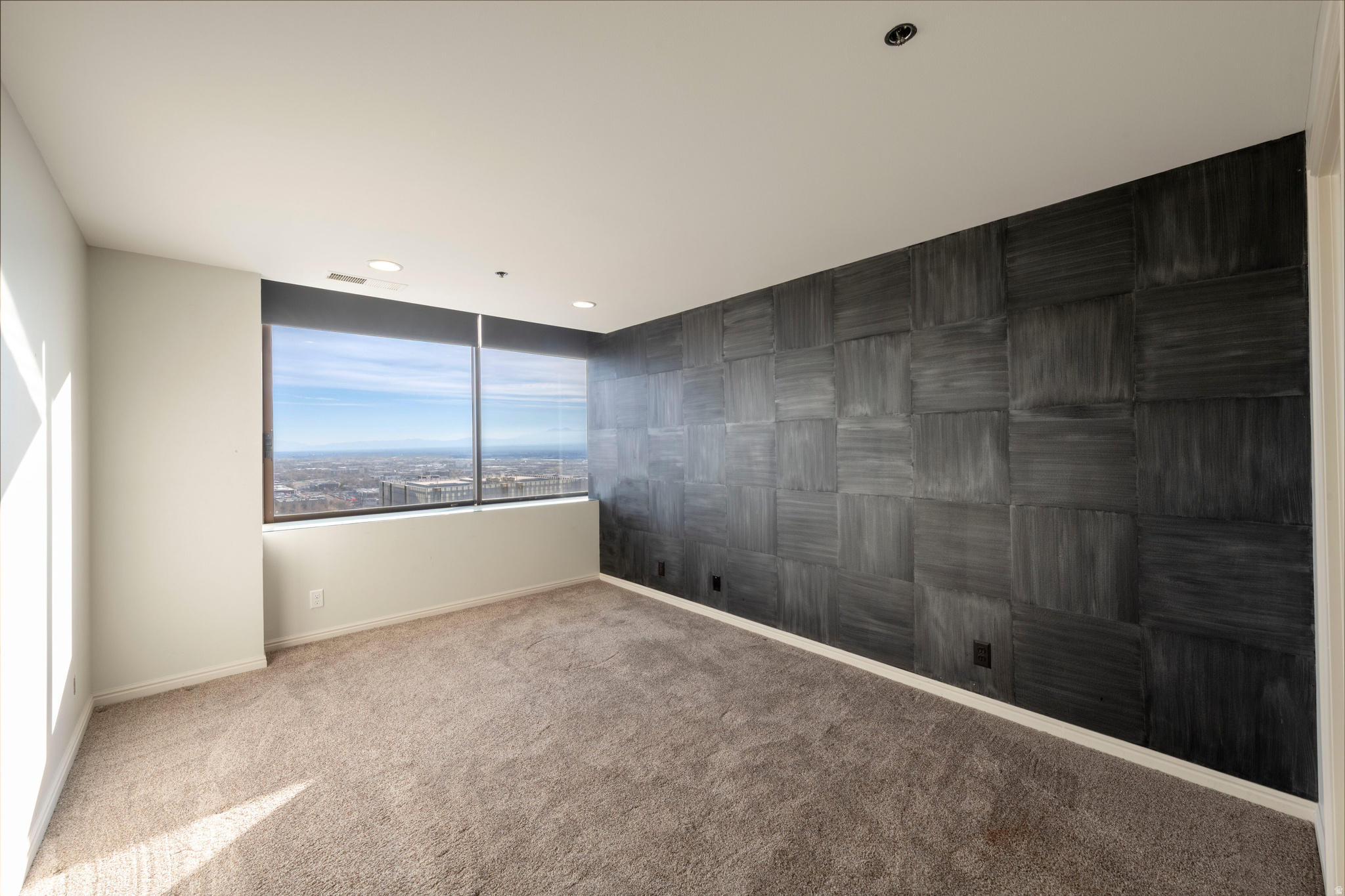 AMERICAN TOWERS - Residential