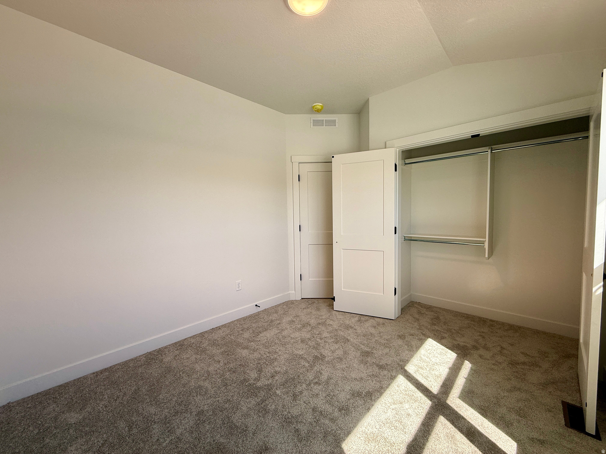 CREEKSIDE AT JDC RANCH - Residential