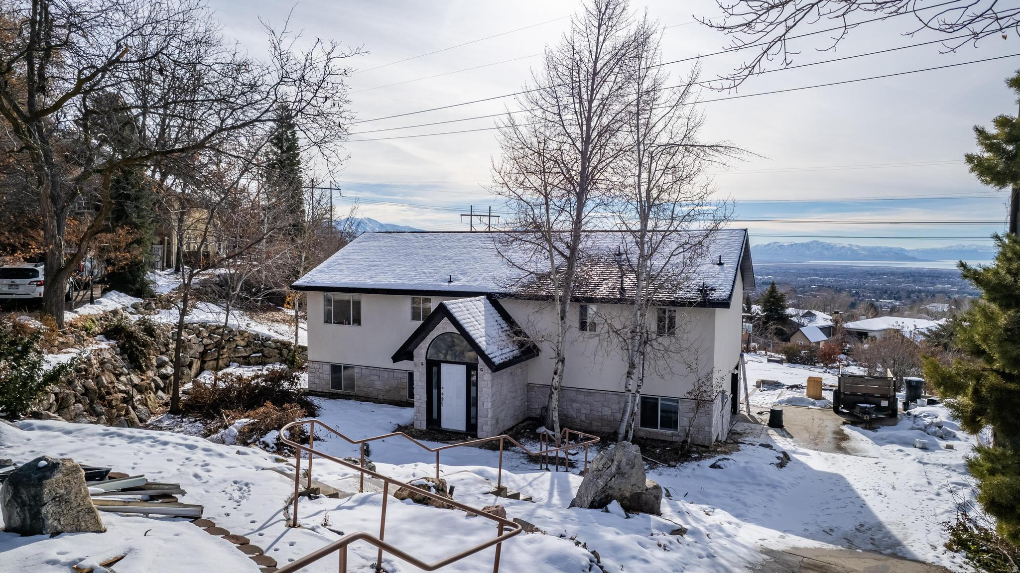 SHERWOOD HILLS - Residential