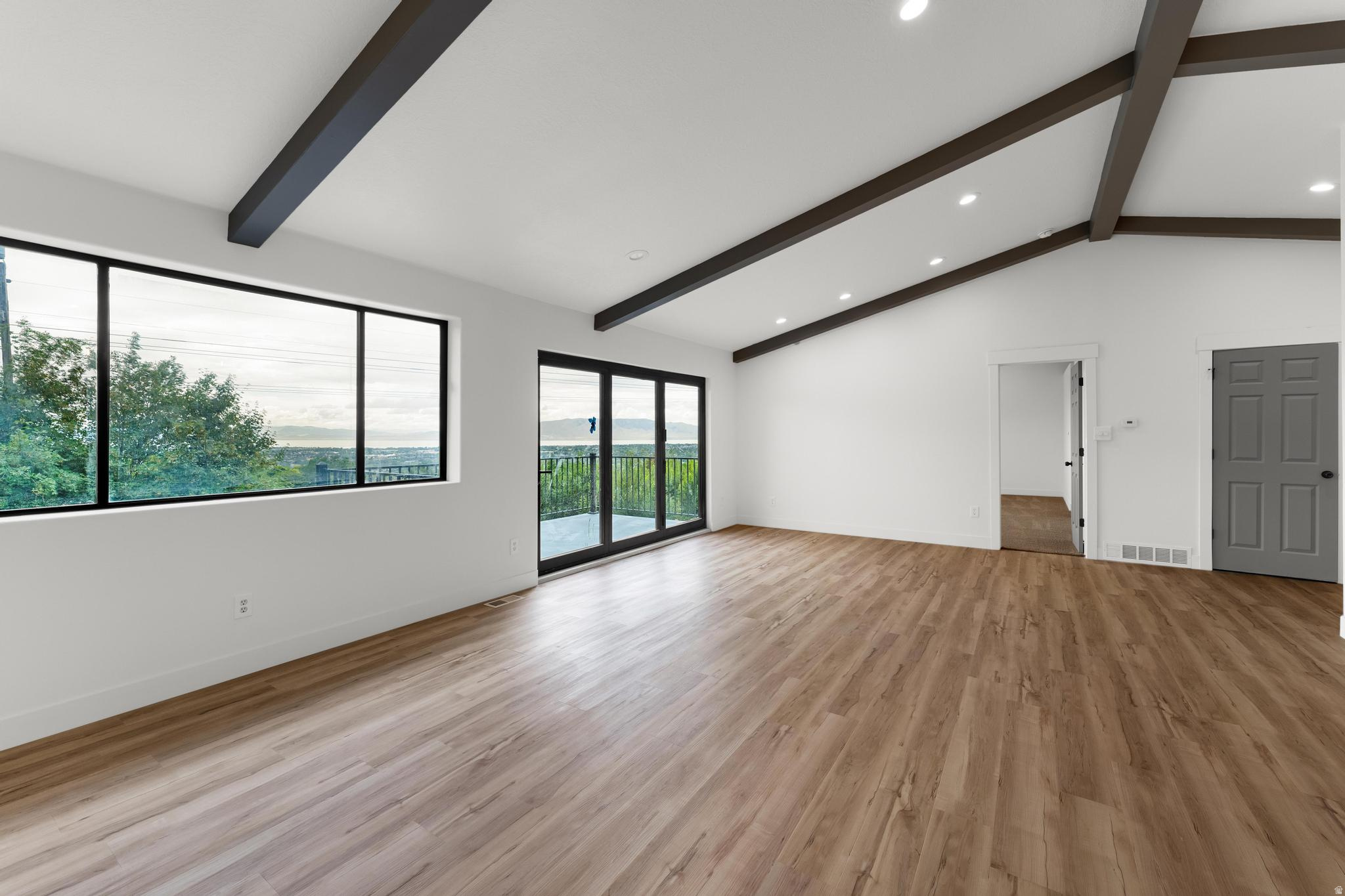 SHERWOOD HILLS - Residential