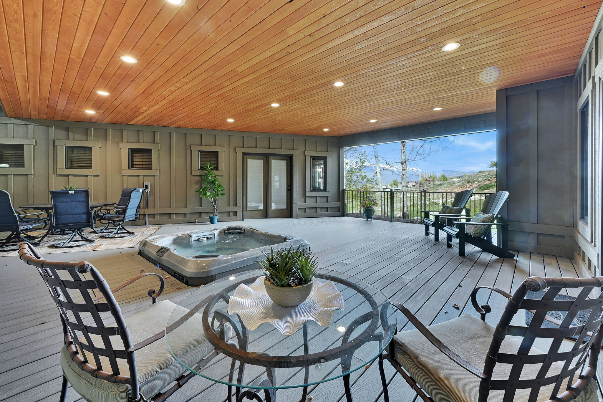 ELKHORN - Residential