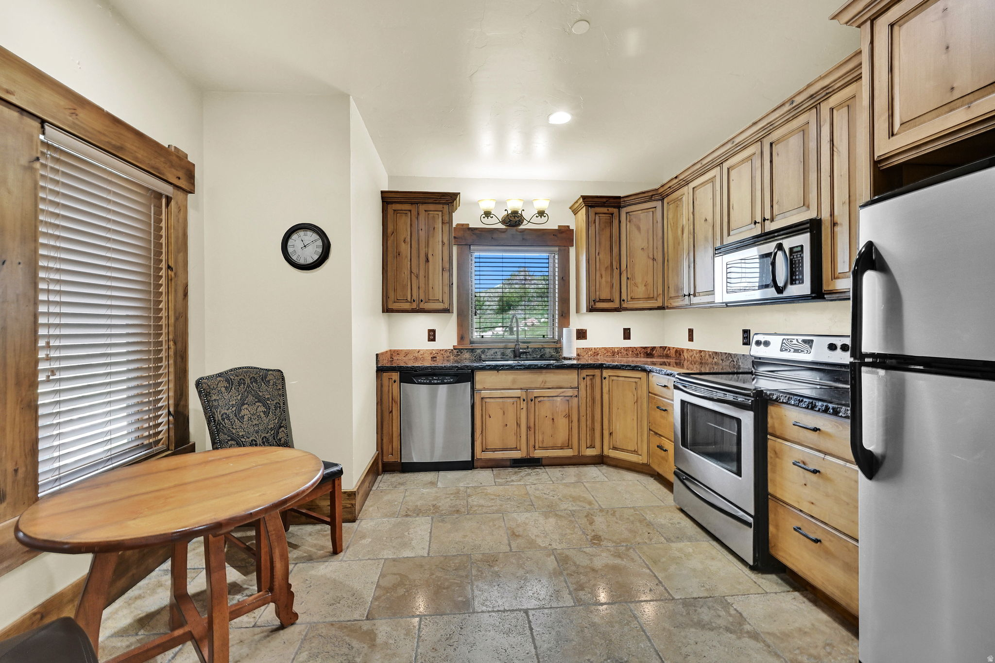 ELKHORN - Residential