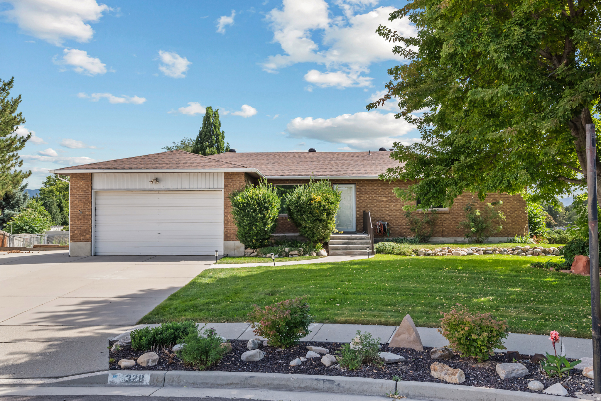 CRESCENT RIDGE #1 - Residential
