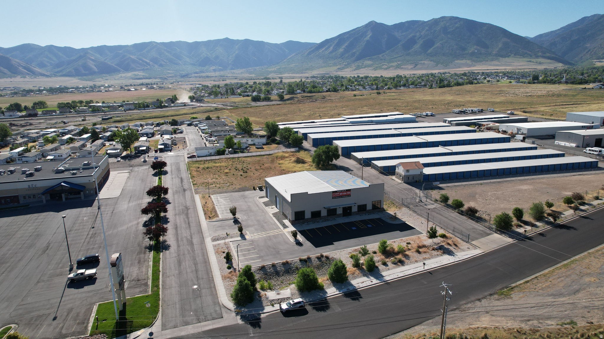 OVERPASS POINT SUBDIVISION - Commercial Lease
