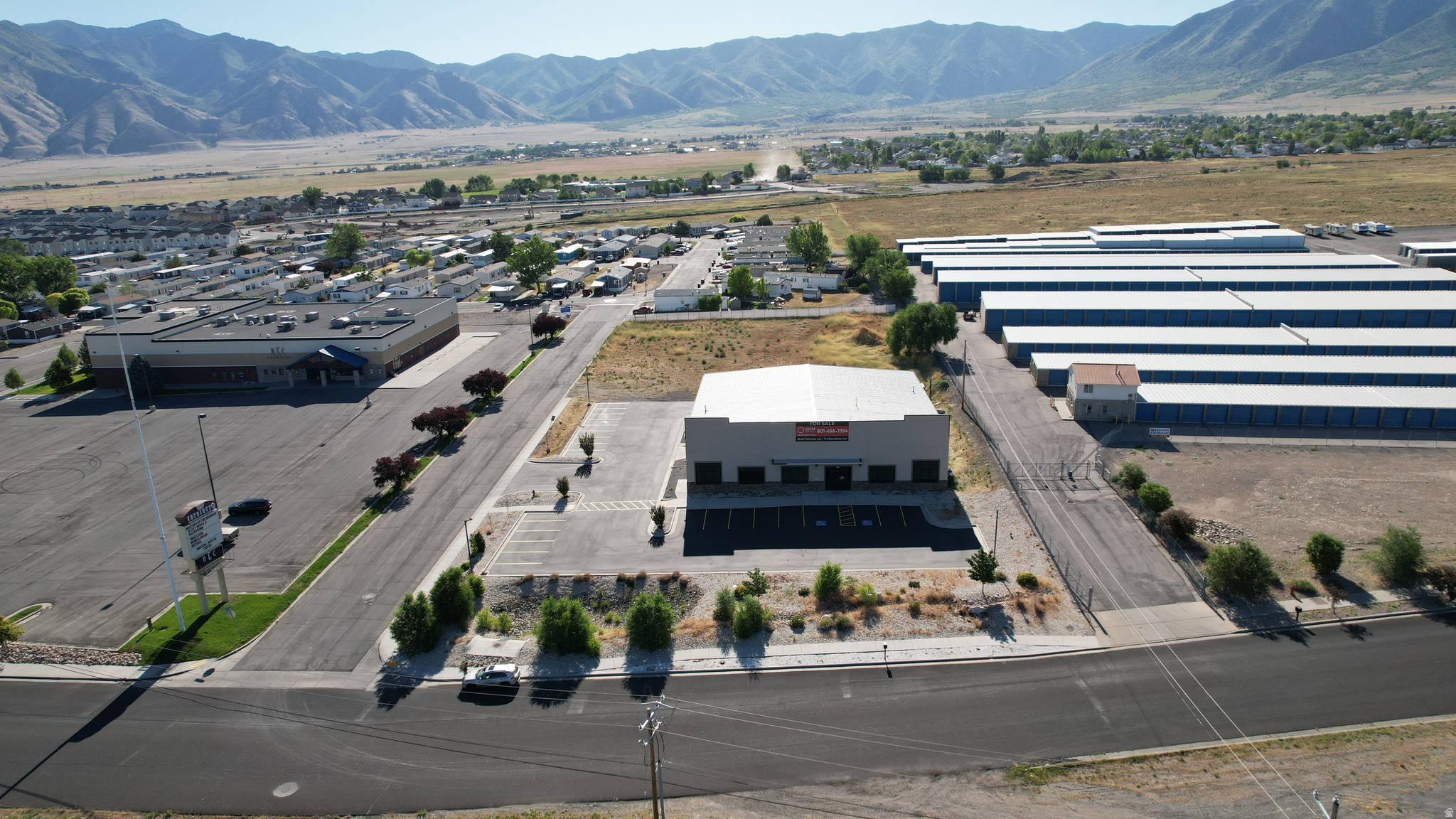 OVERPASS POINT SUBDIVISION - Commercial Lease