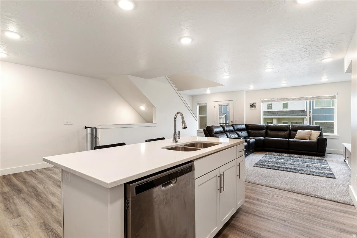 ARROWGATE - Residential