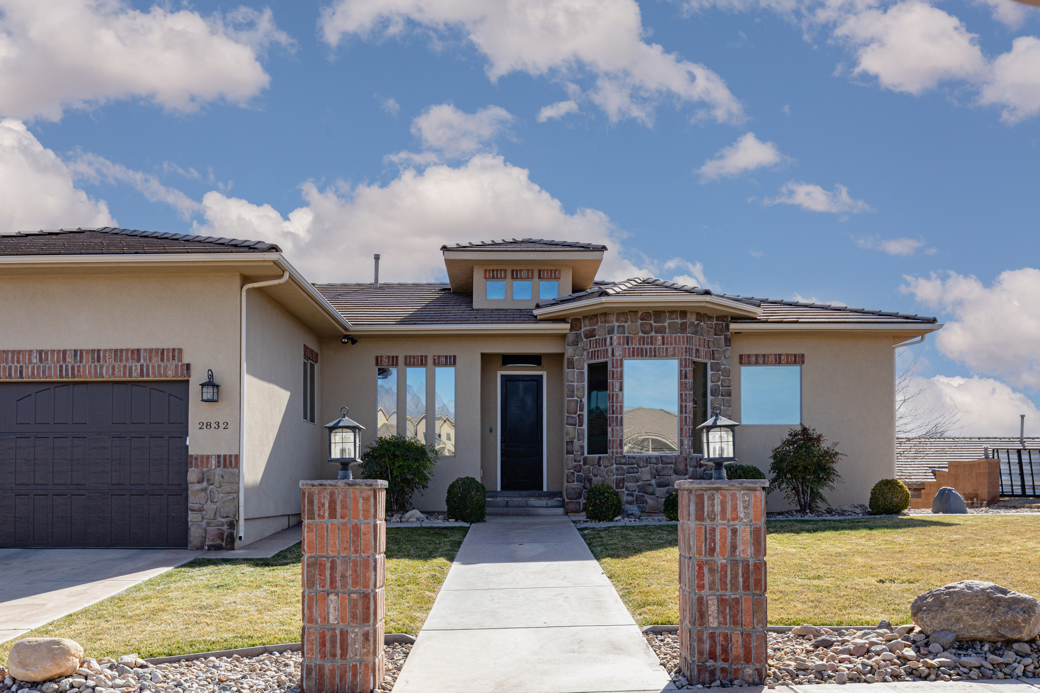 SOUTH POINTE - Residential