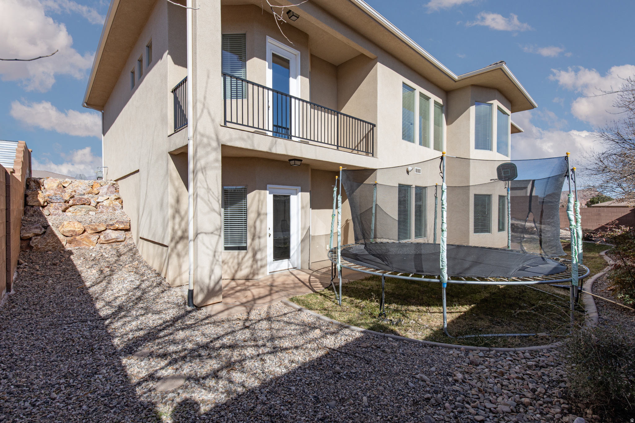 SOUTH POINTE - Residential