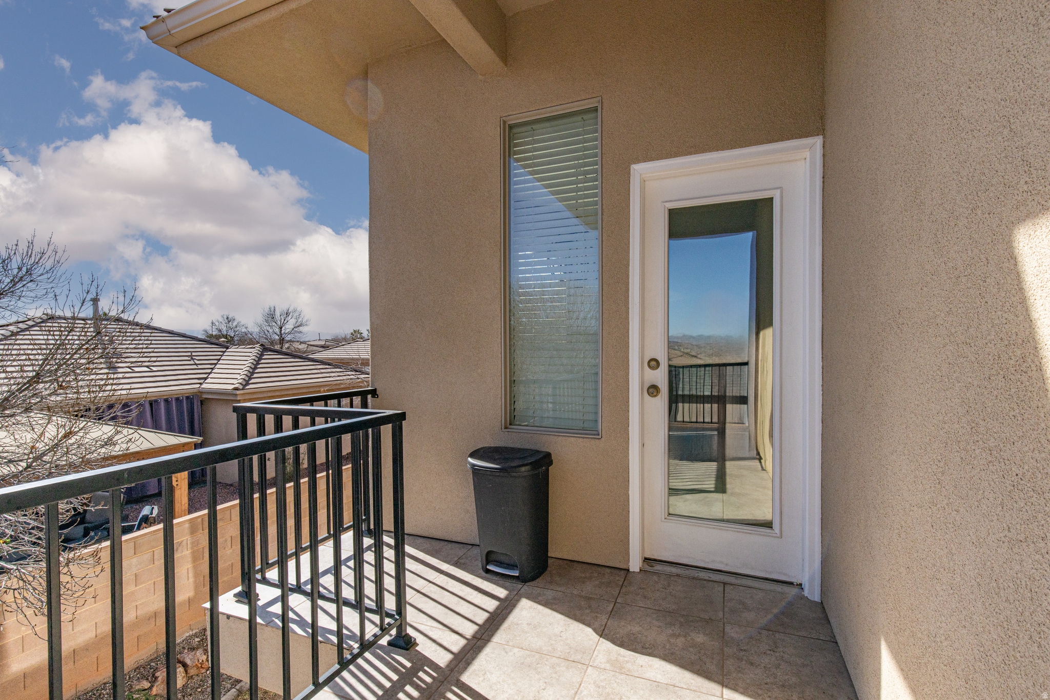 SOUTH POINTE - Residential