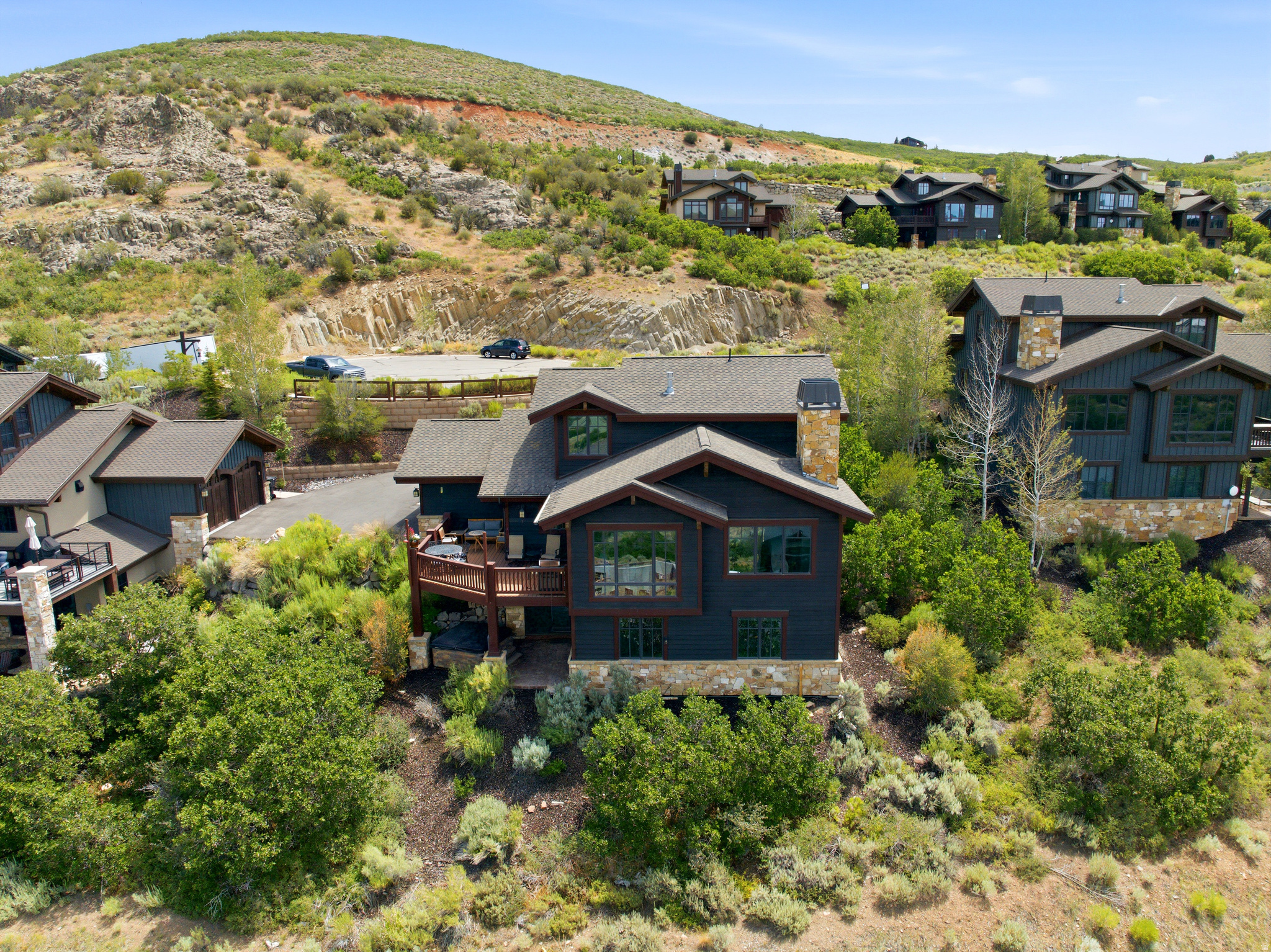 HIDEOUT CANYON - Residential