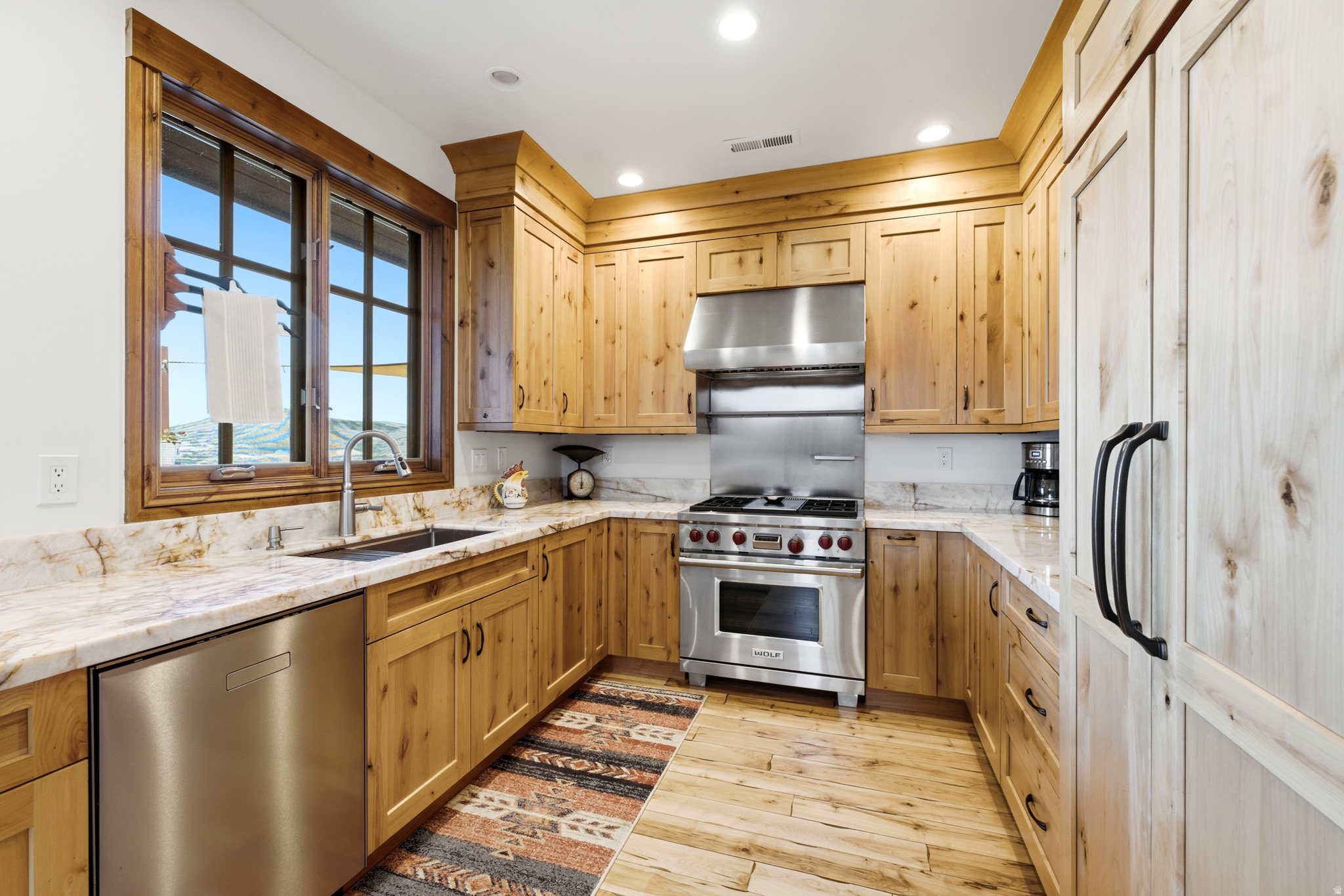 HIDEOUT CANYON - Residential