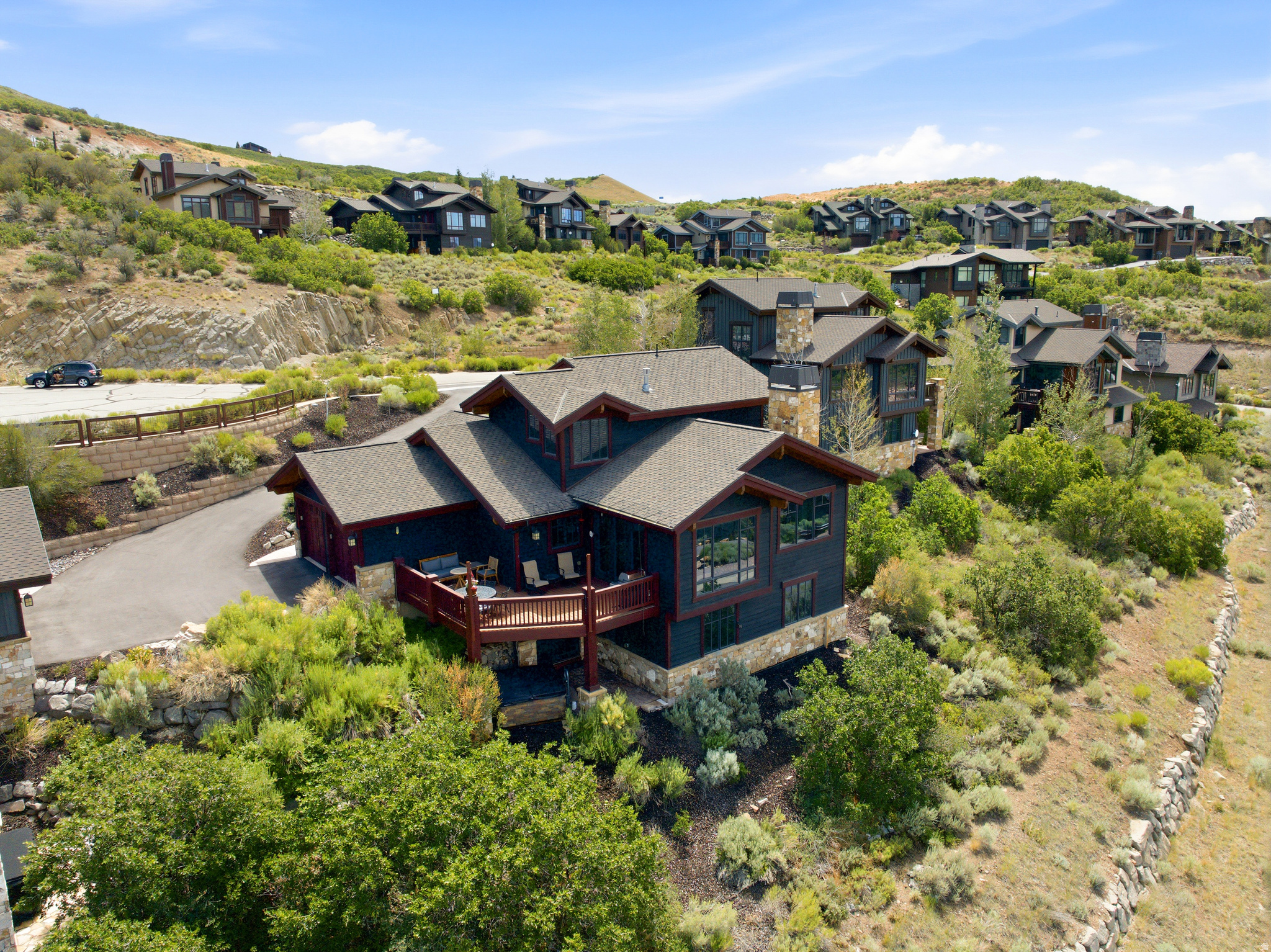 HIDEOUT CANYON - Residential