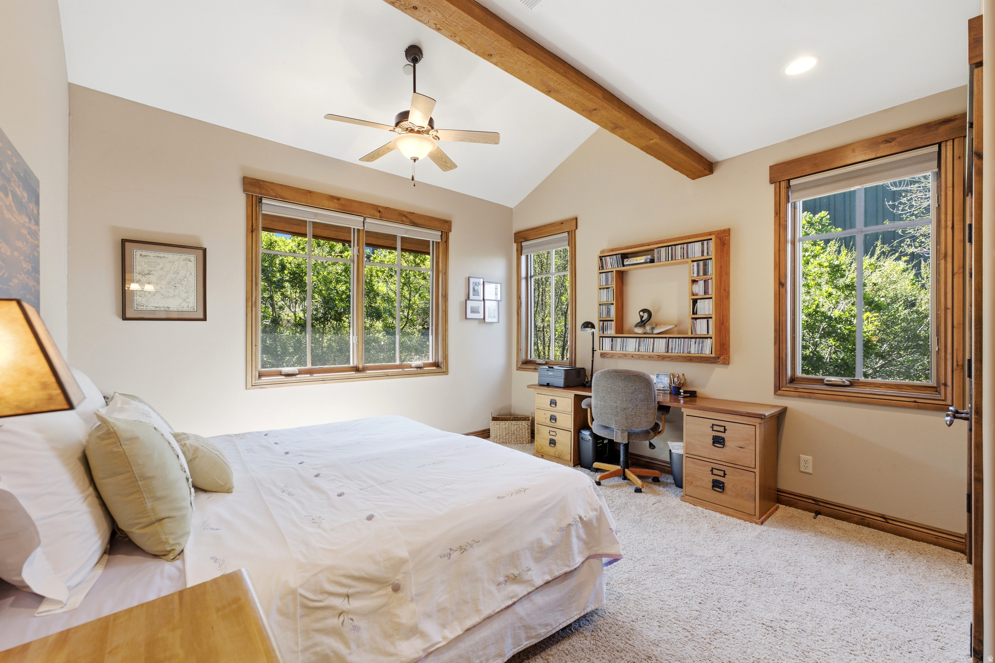 HIDEOUT CANYON - Residential