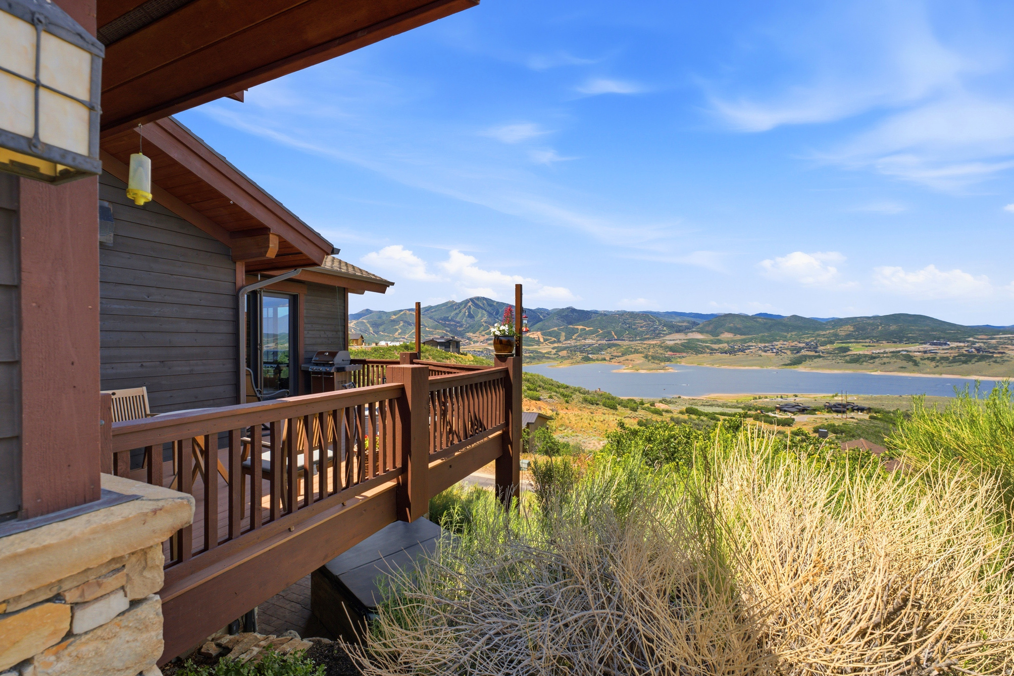 HIDEOUT CANYON - Residential