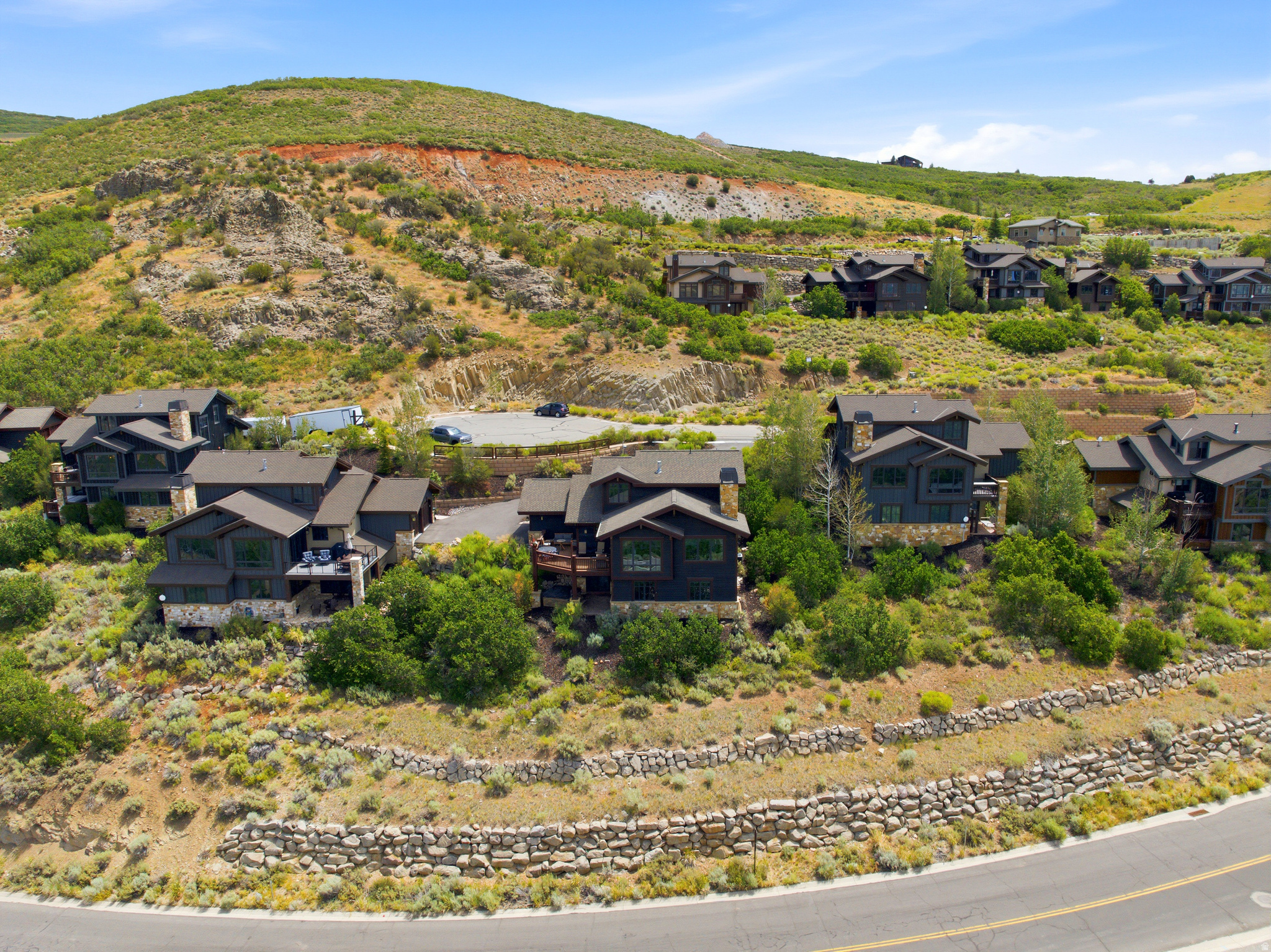 HIDEOUT CANYON - Residential