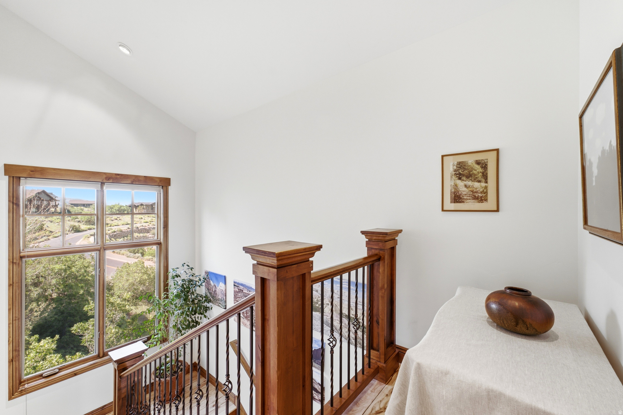 HIDEOUT CANYON - Residential