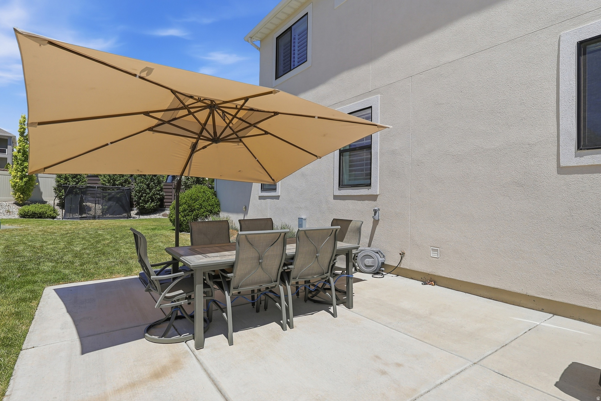 URBAN RIDGE COVE - Residential