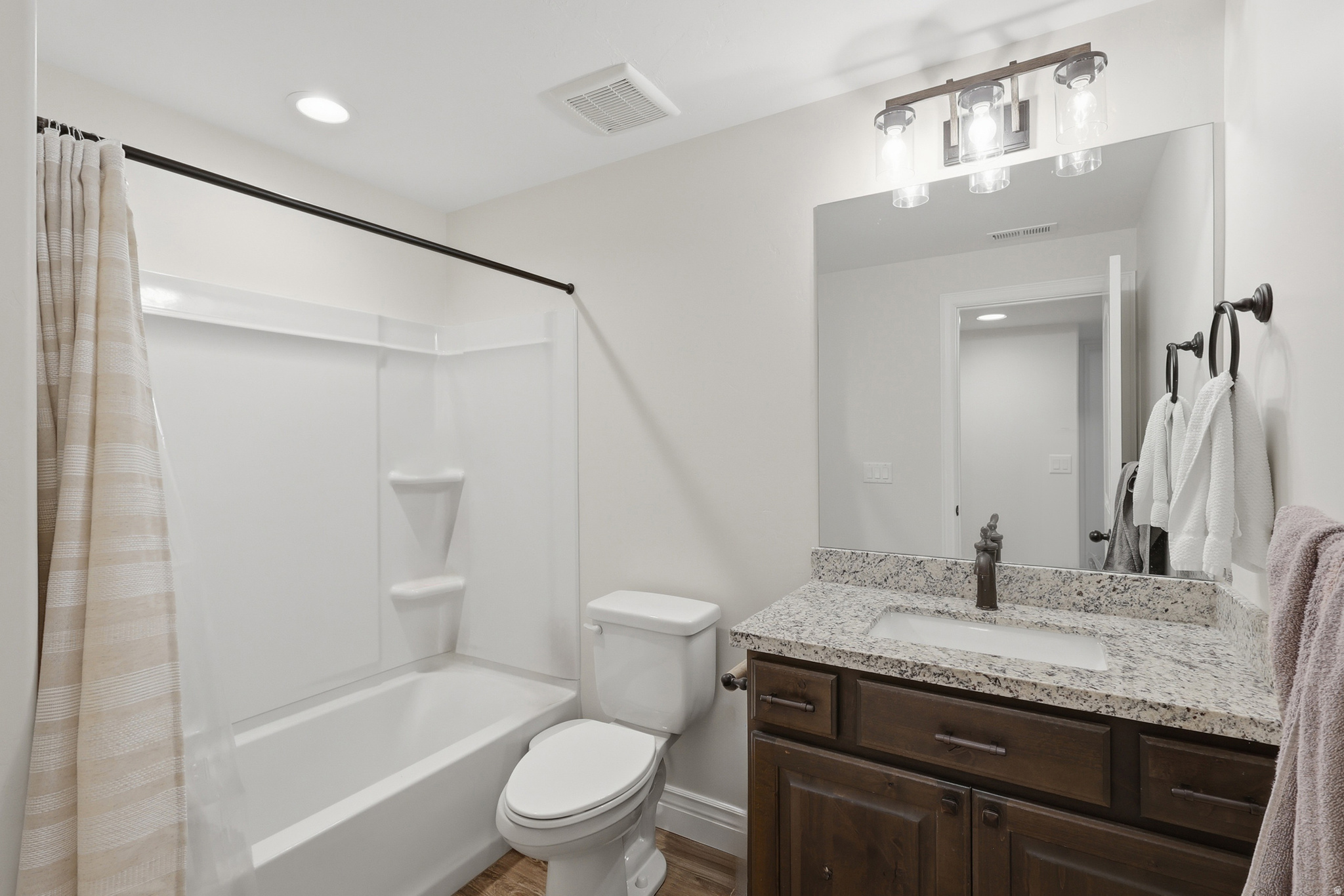 URBAN RIDGE COVE - Residential