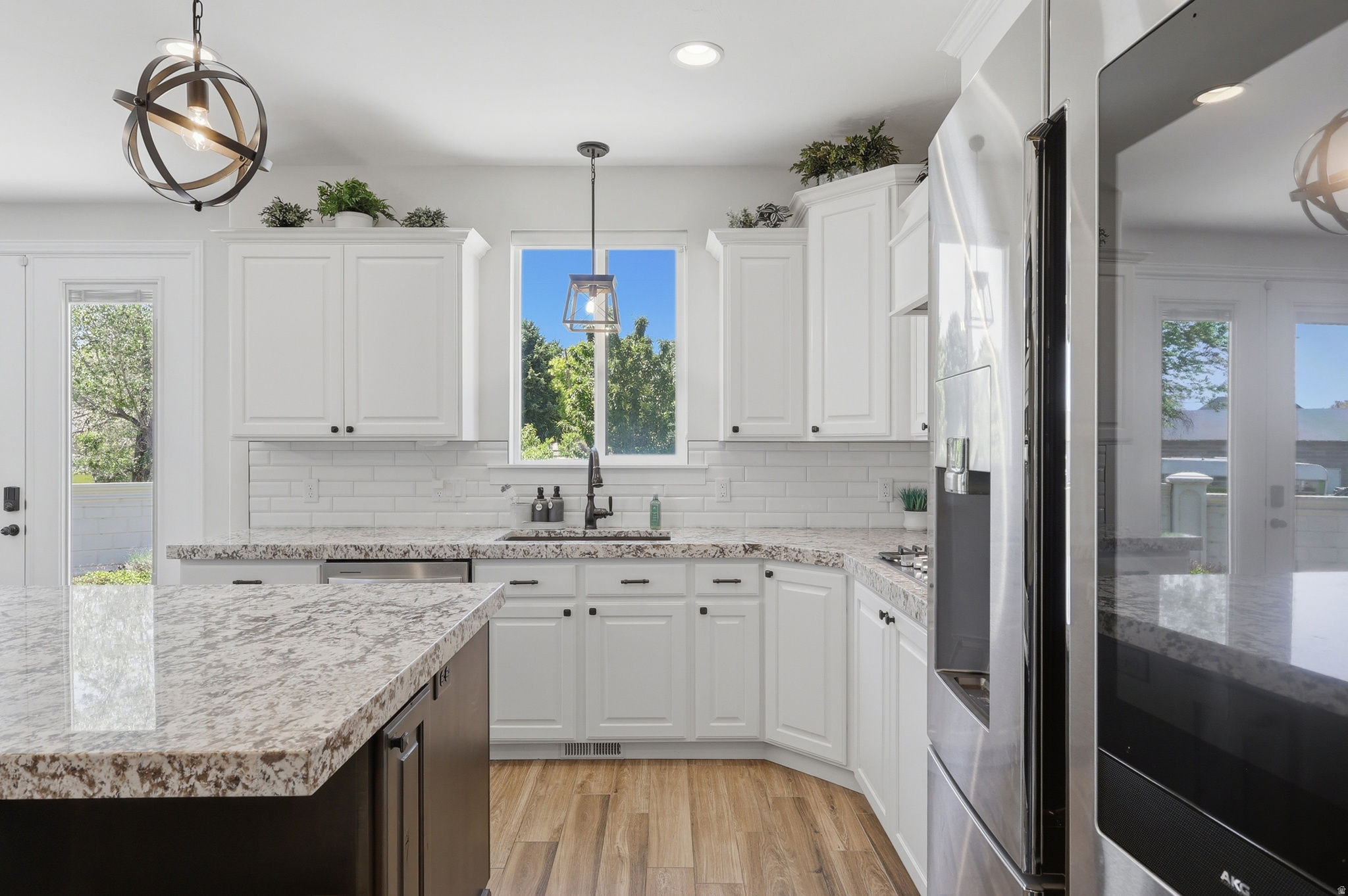 URBAN RIDGE COVE - Residential