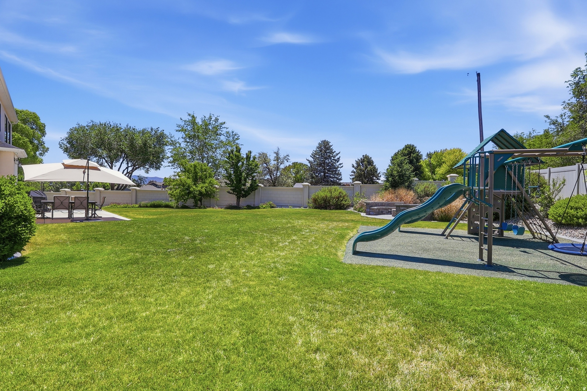 URBAN RIDGE COVE - Residential