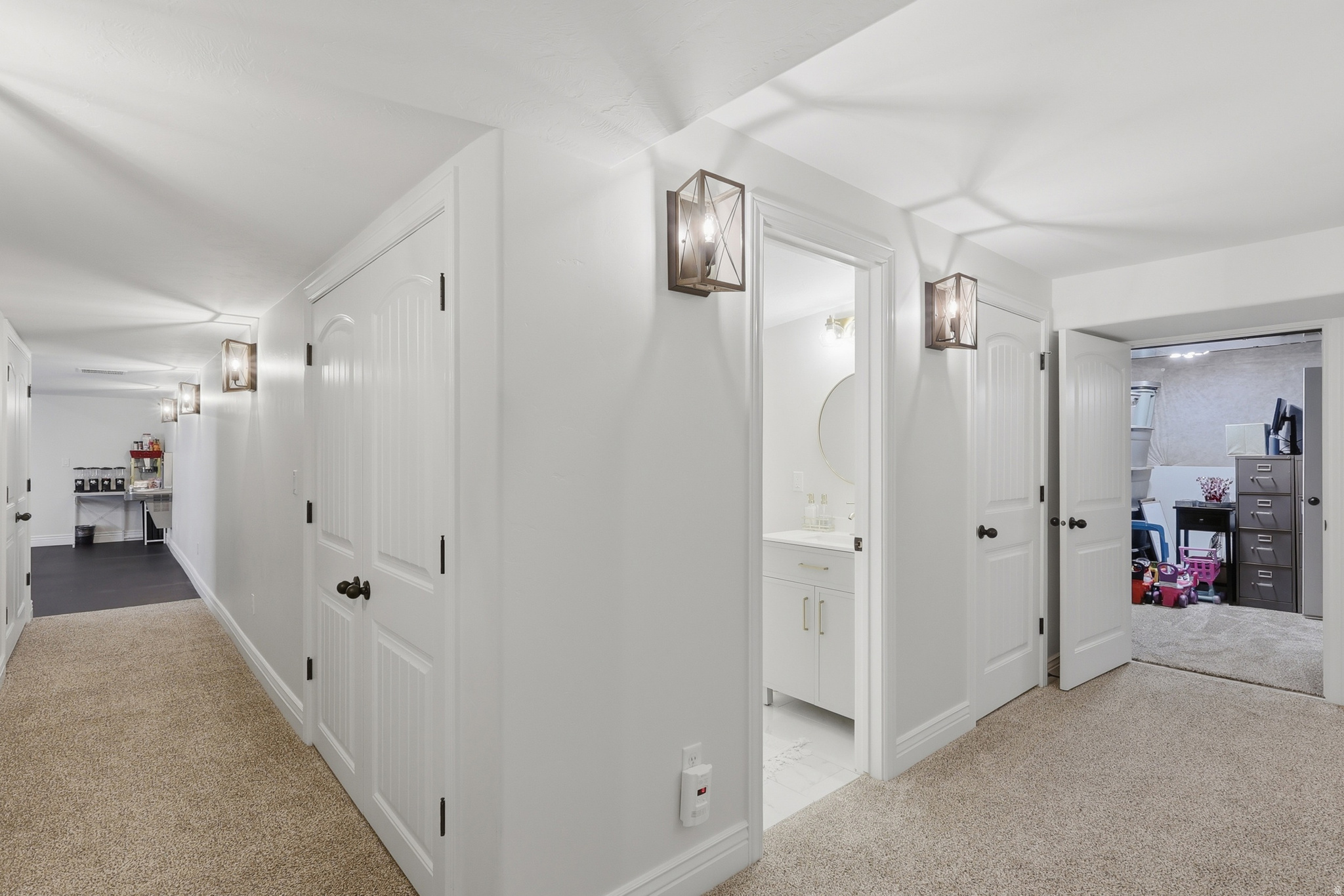 URBAN RIDGE COVE - Residential
