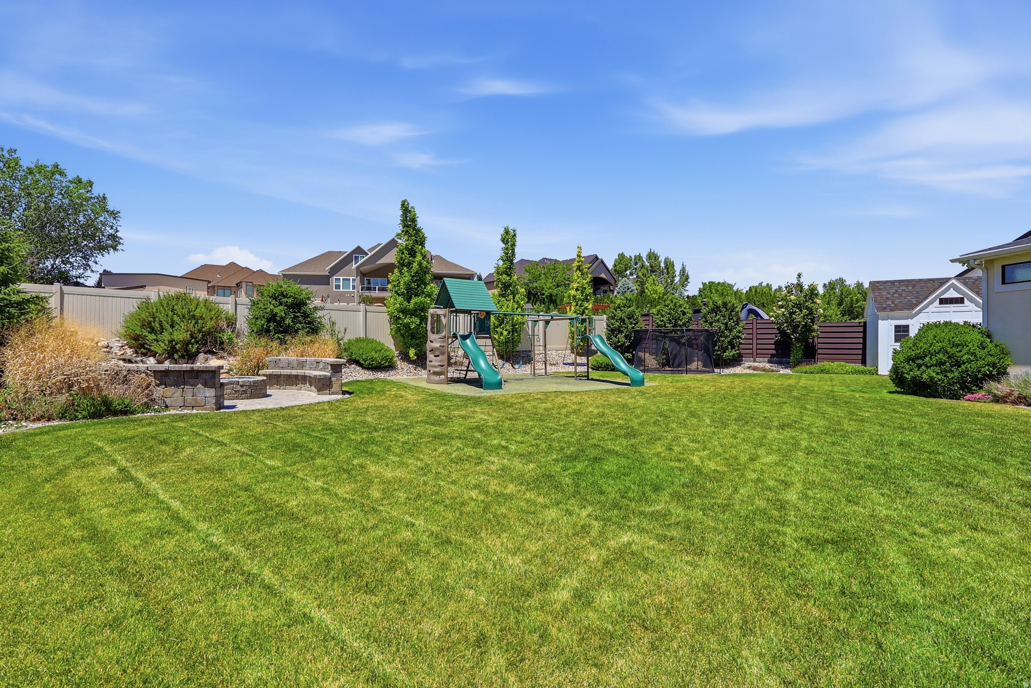 URBAN RIDGE COVE - Residential