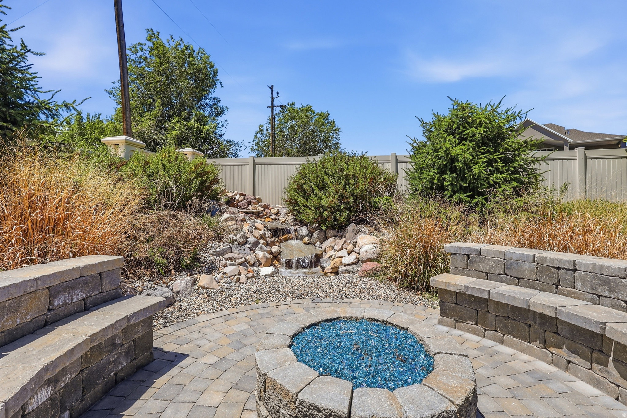 URBAN RIDGE COVE - Residential