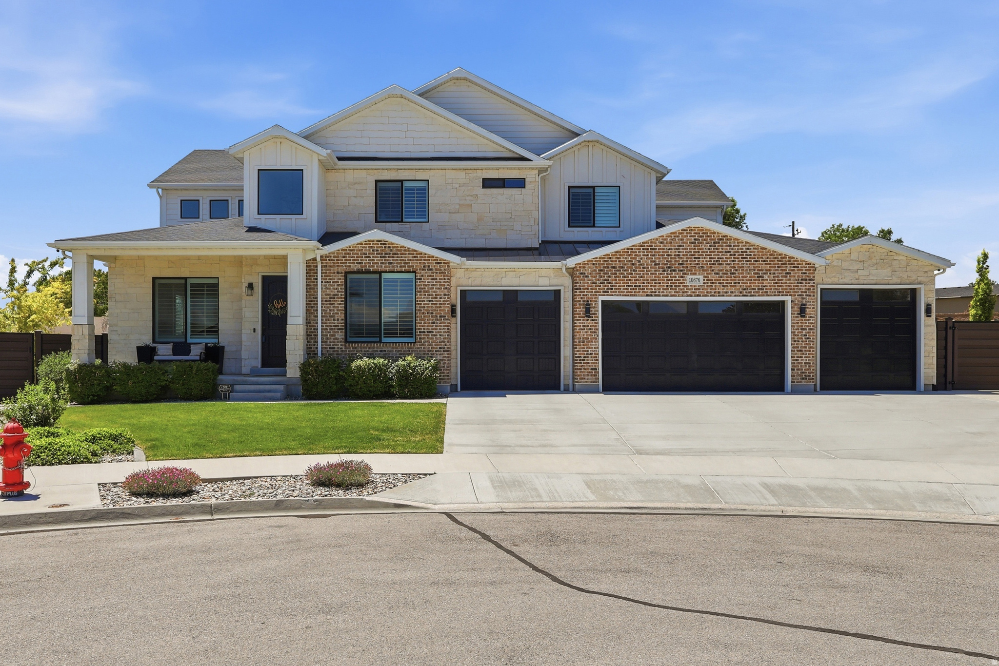 URBAN RIDGE COVE - Residential