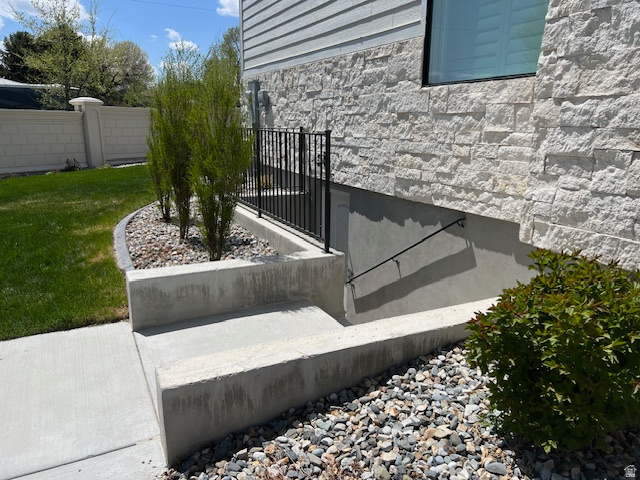 URBAN RIDGE COVE - Residential