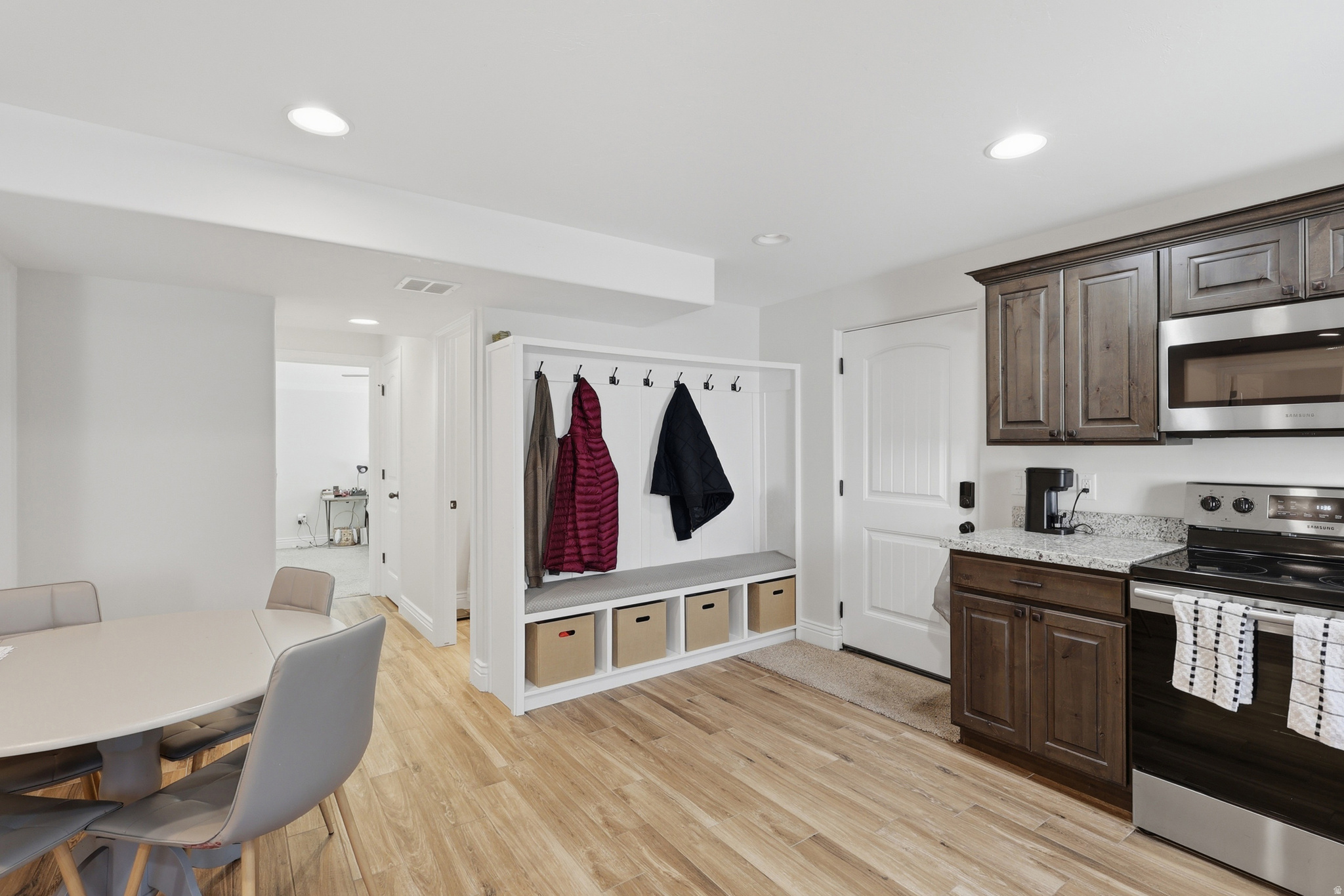 URBAN RIDGE COVE - Residential