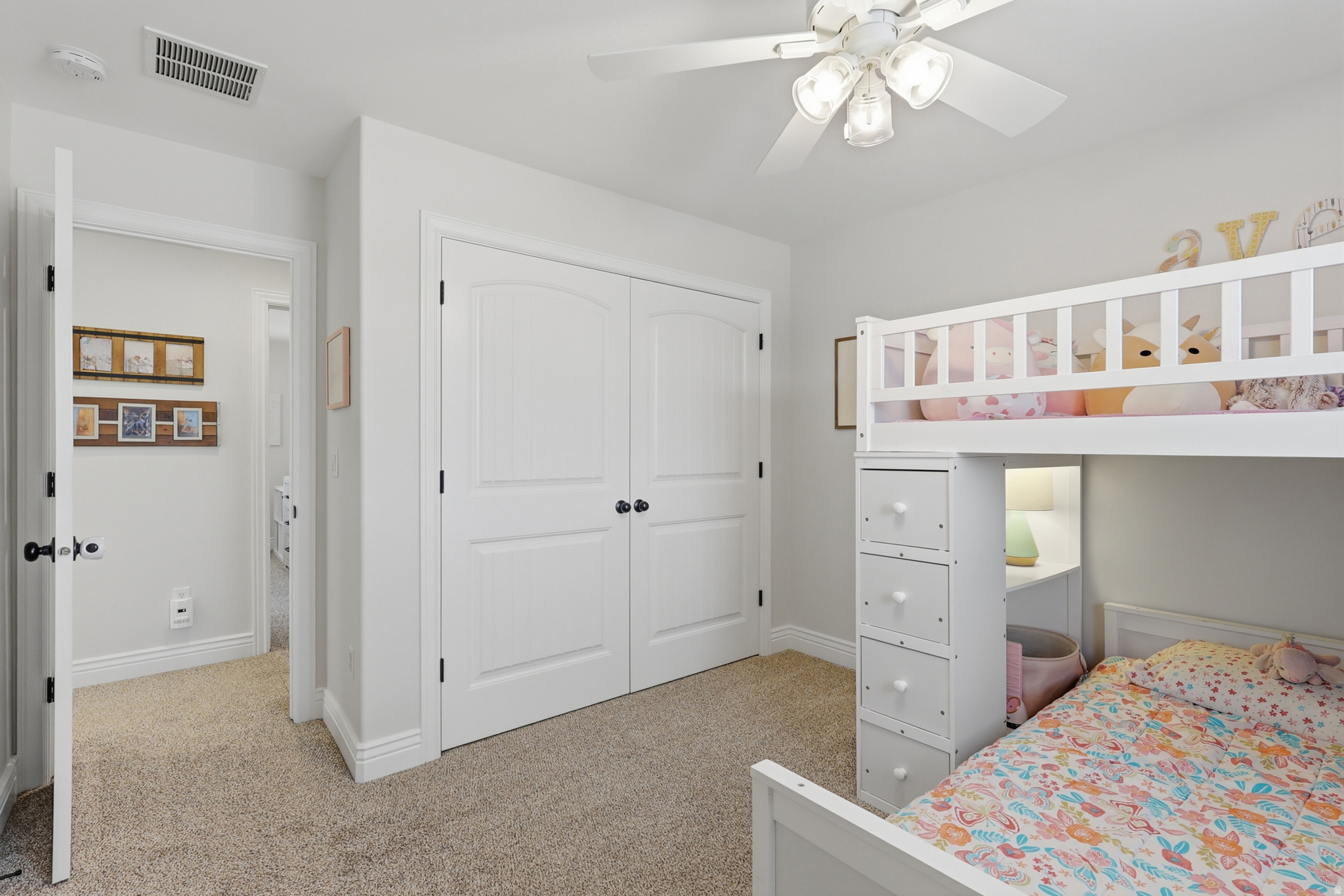URBAN RIDGE COVE - Residential