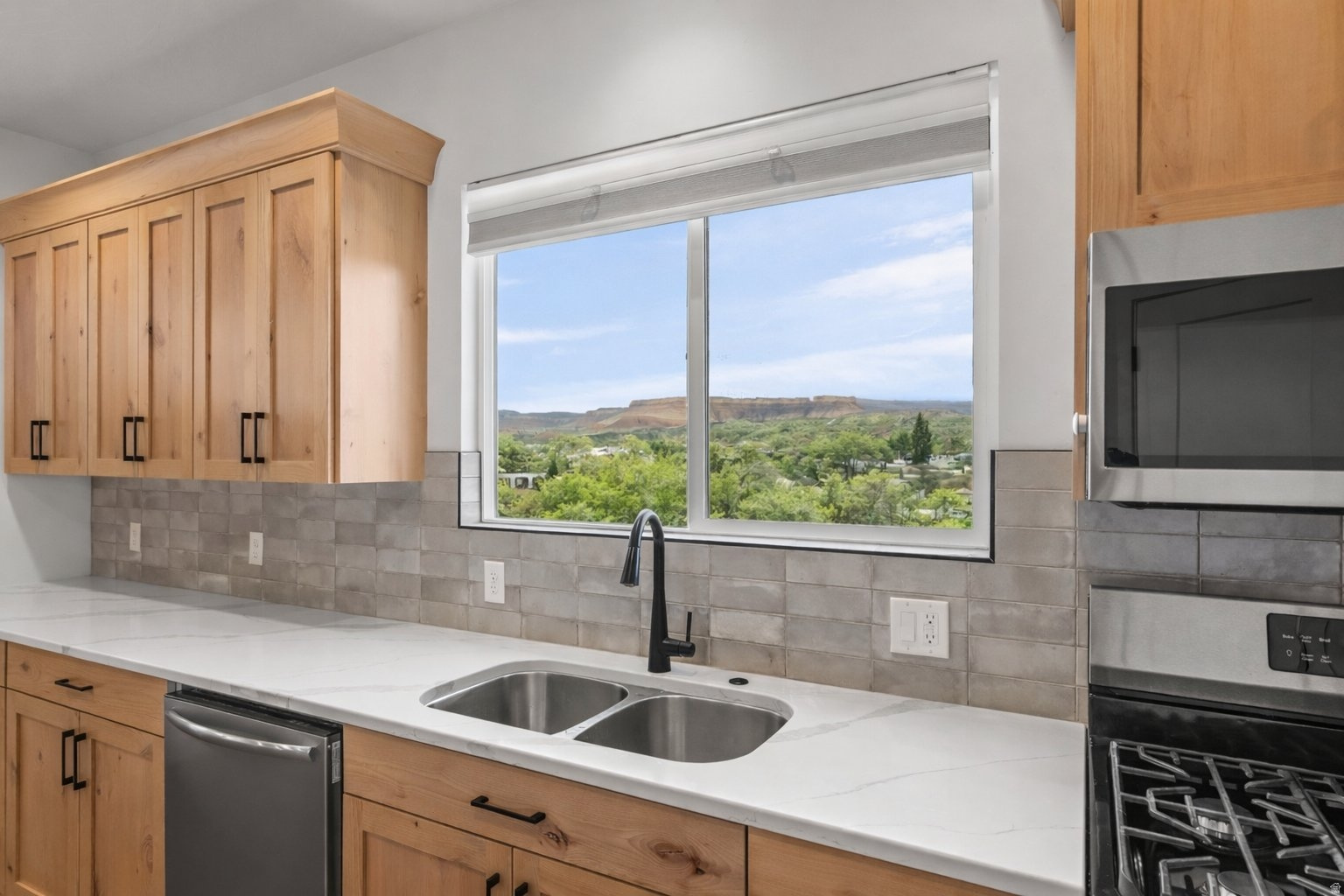 GREEN ACRES NORTH VIEW A - Residential