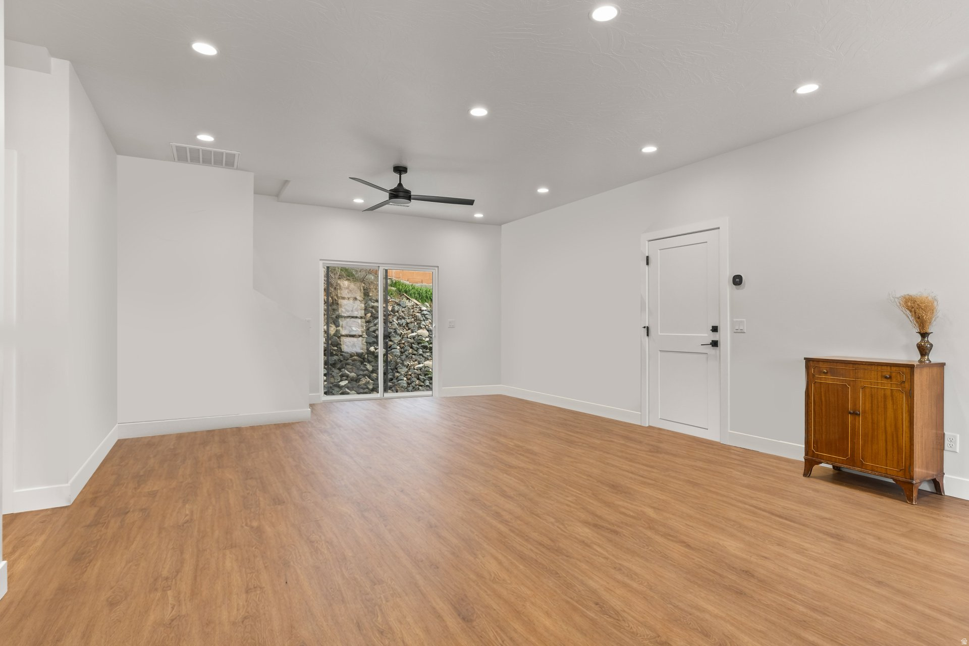 GREEN ACRES NORTH VIEW A - Residential