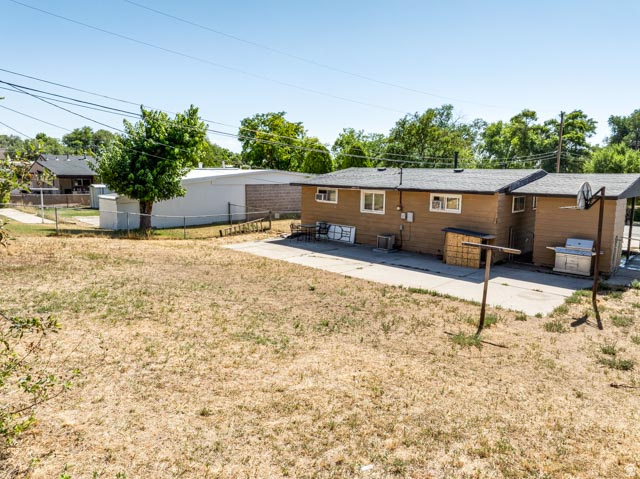 RON-CLARE VILLAGE - Residential