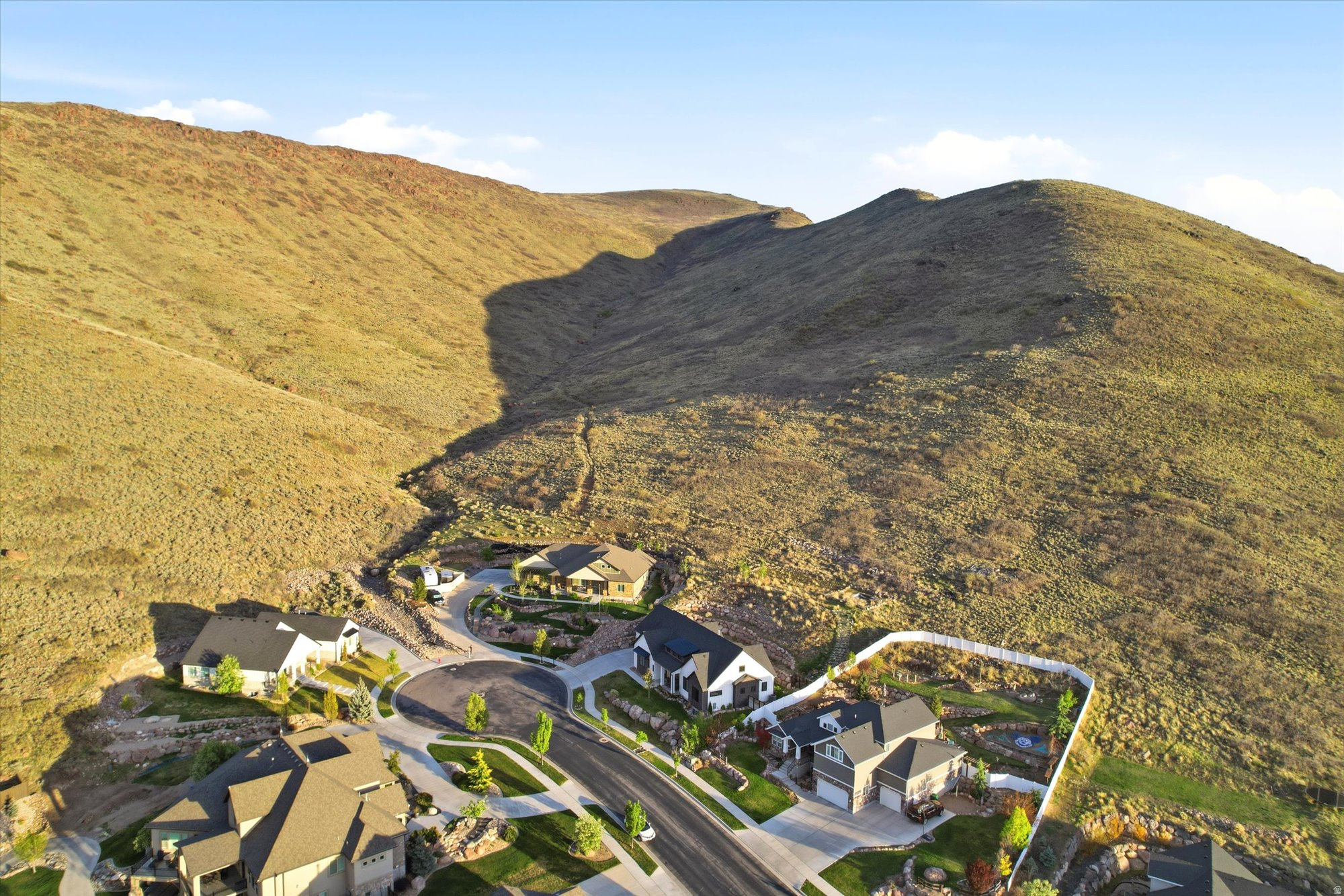 COVE AT HERRIMAN SPR - Residential