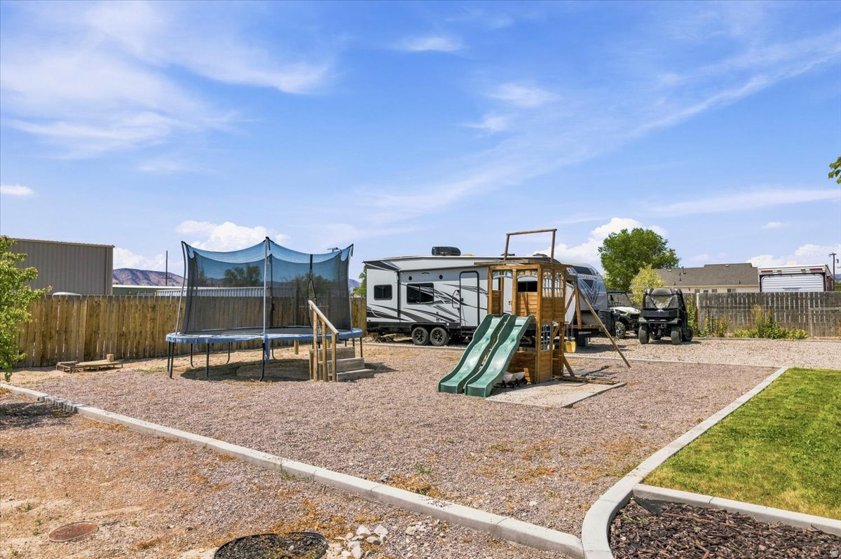 YOUNG PROPERTY - Residential