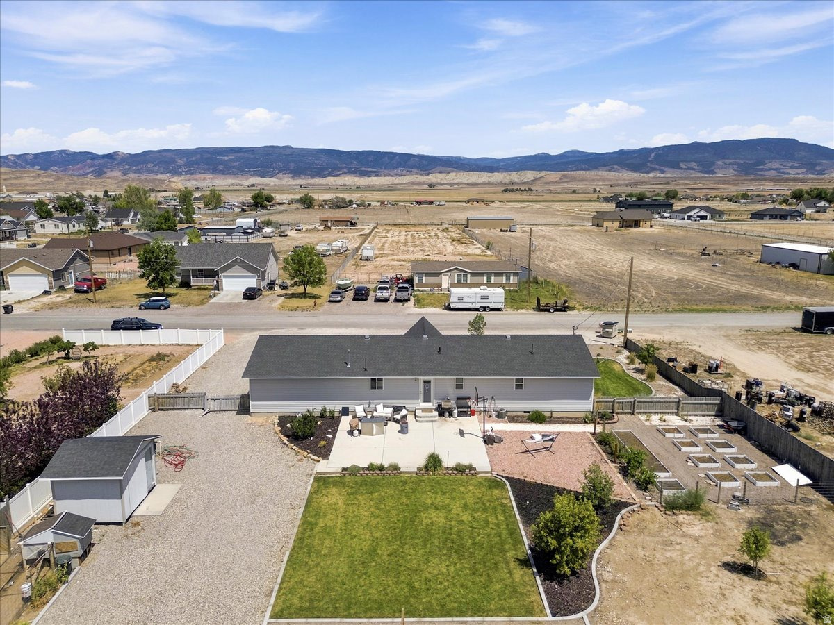 YOUNG PROPERTY - Residential