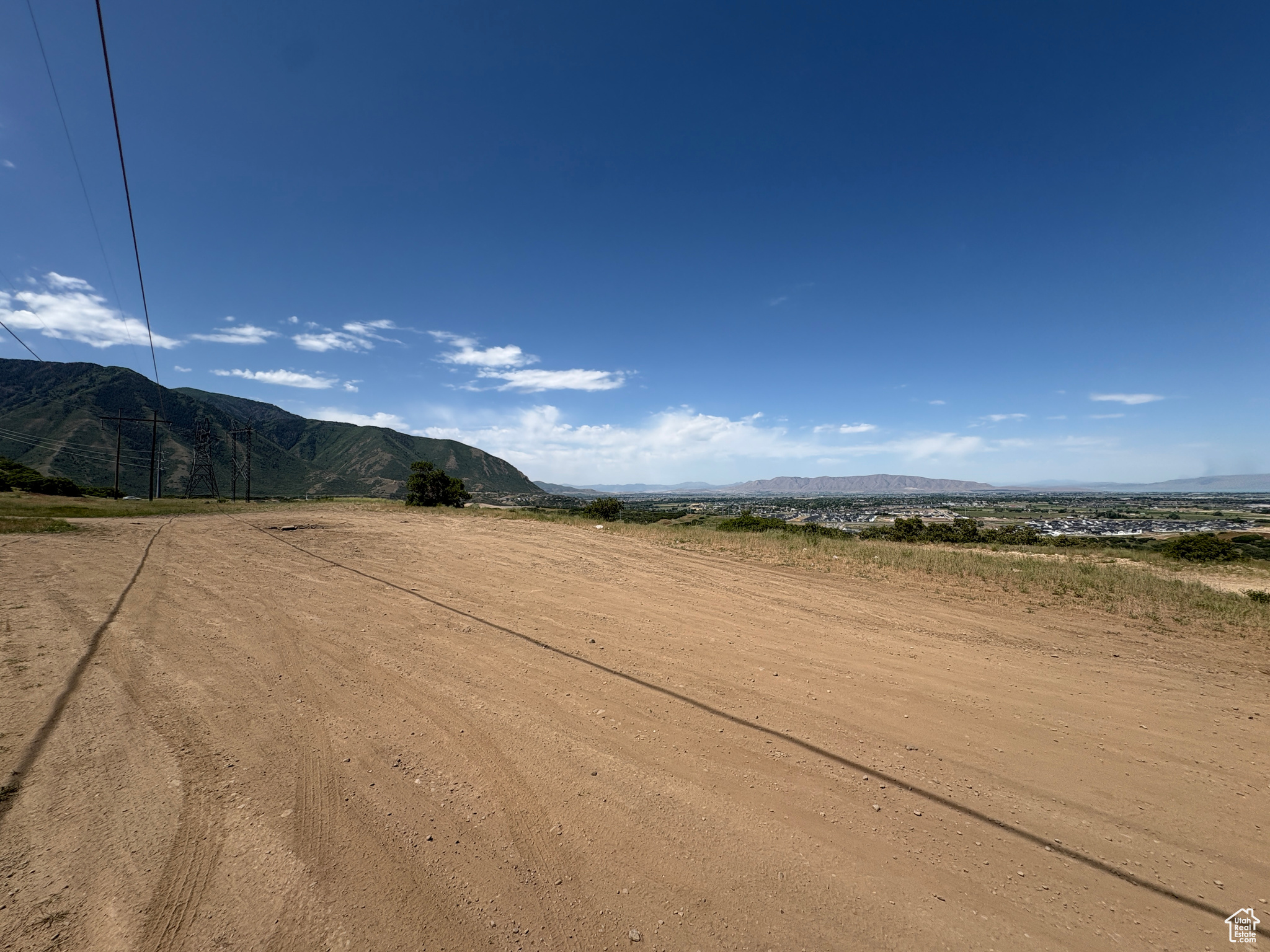 MAPLETON VILLAGE - Land