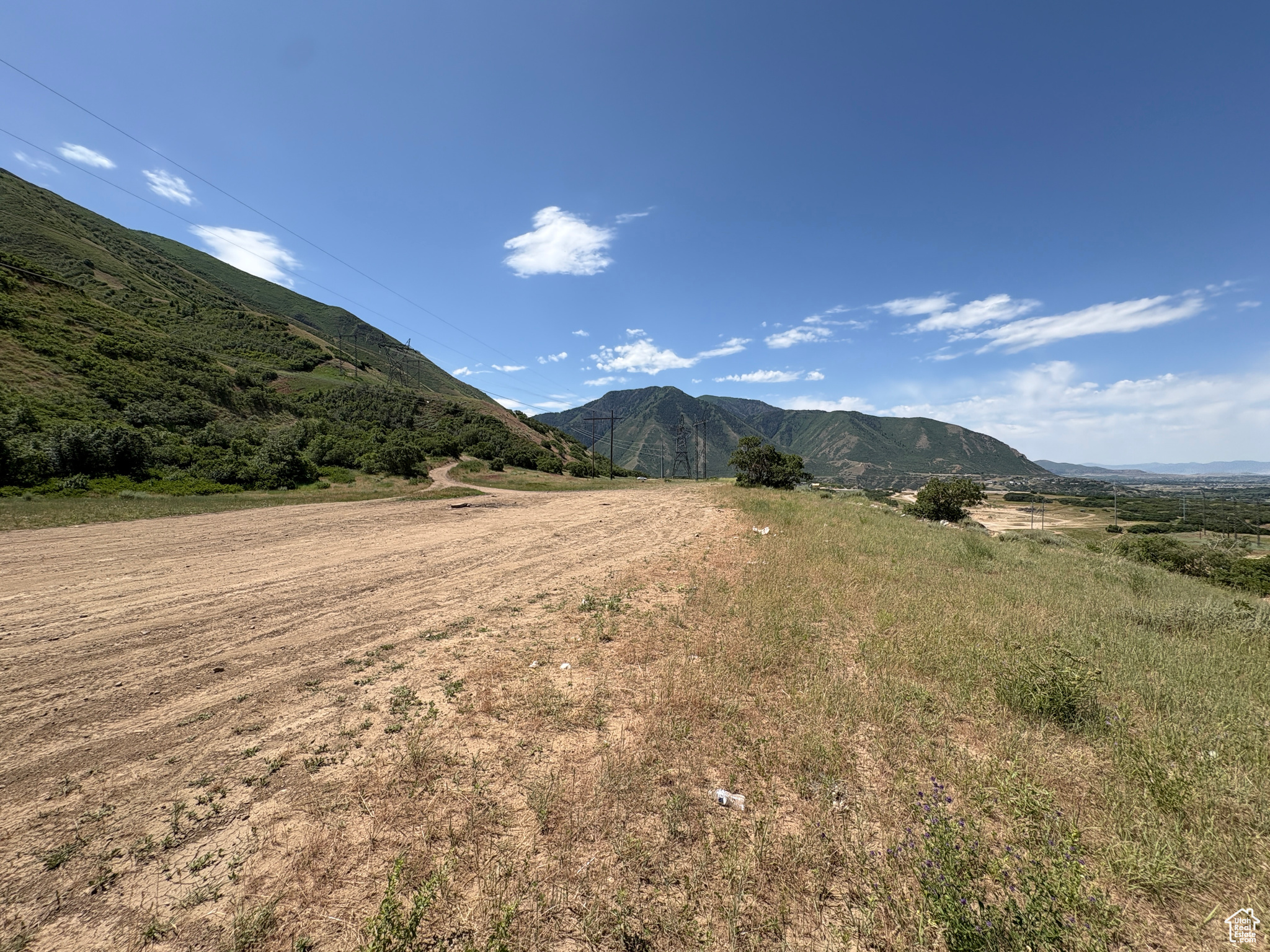 MAPLETON VILLAGE - Land