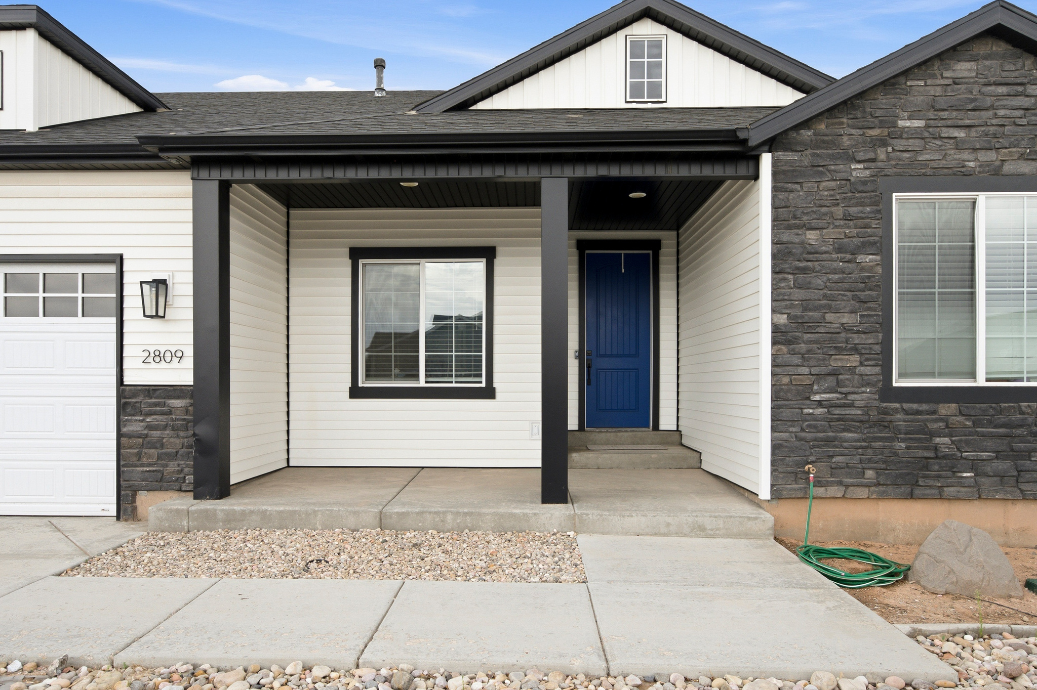 CRESCENT HILLS - Residential