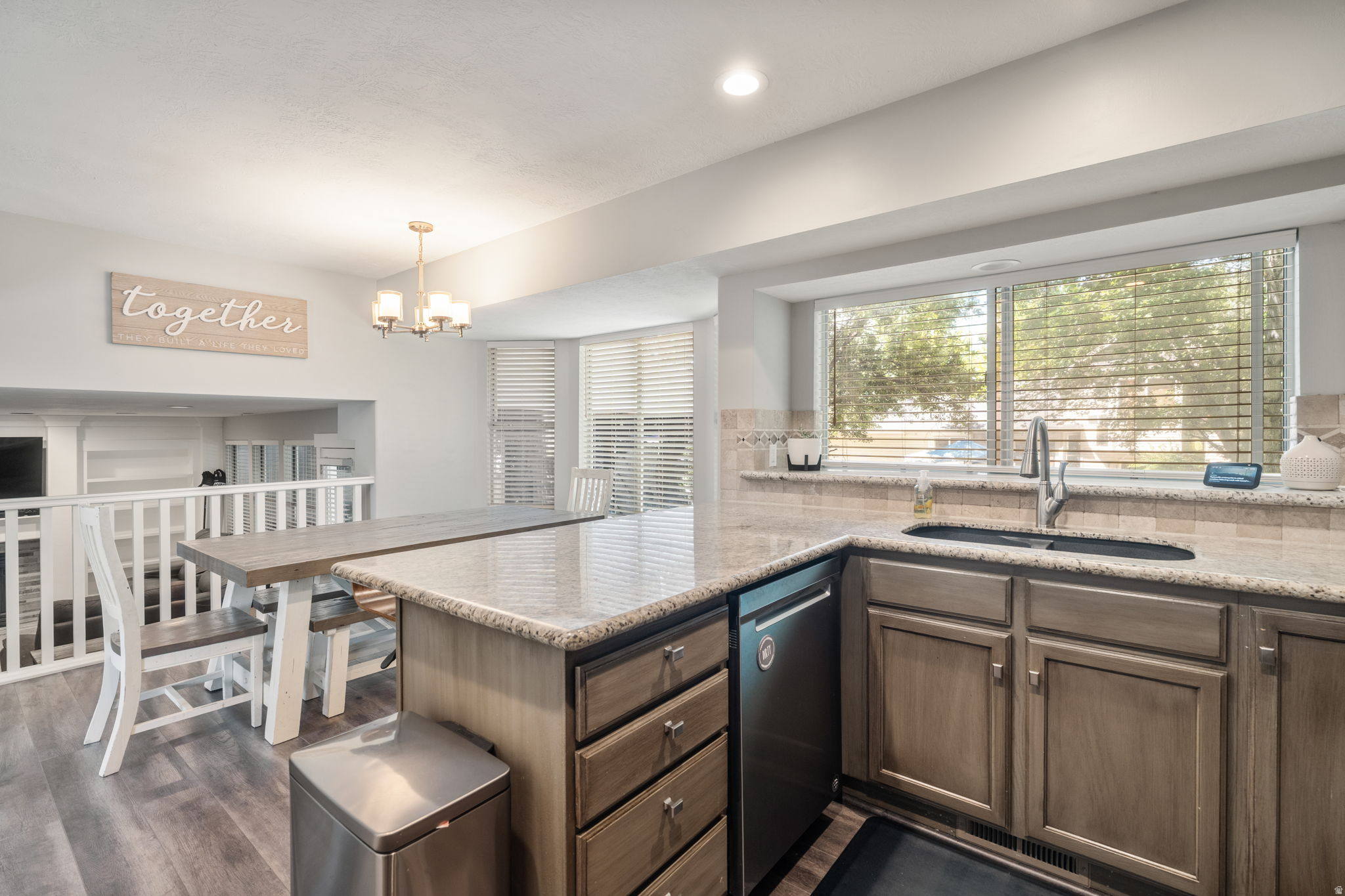CRANBERRY HILLS - Residential