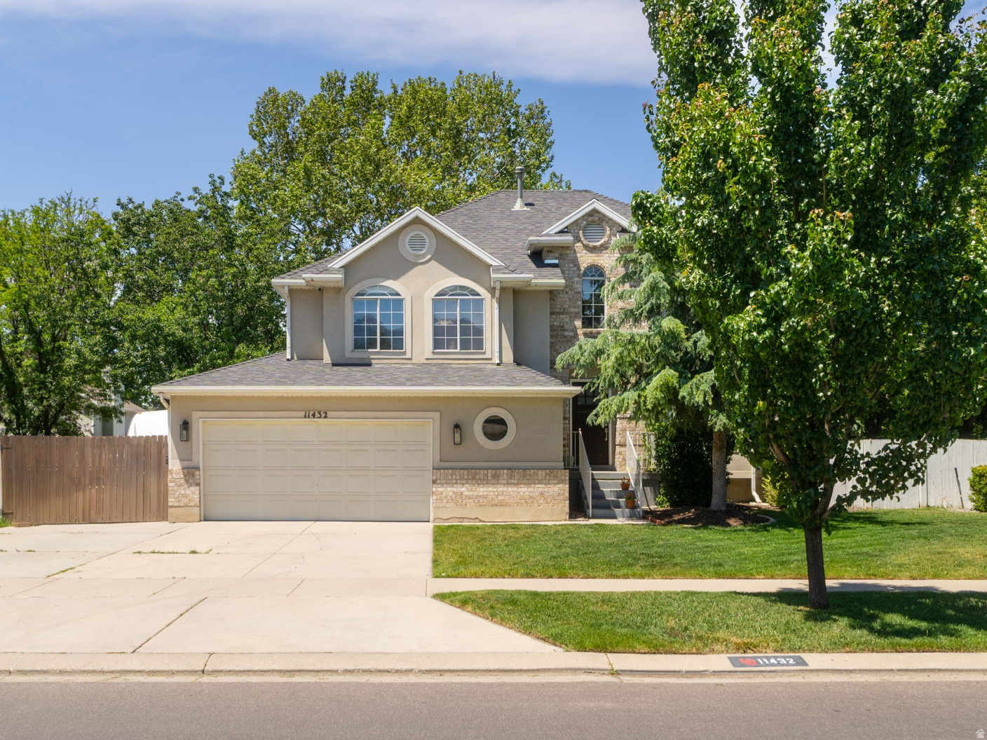 CRANBERRY HILLS - Residential
