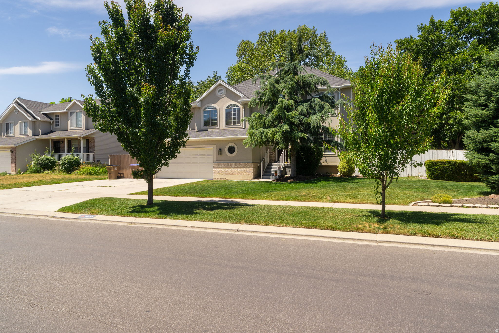CRANBERRY HILLS - Residential